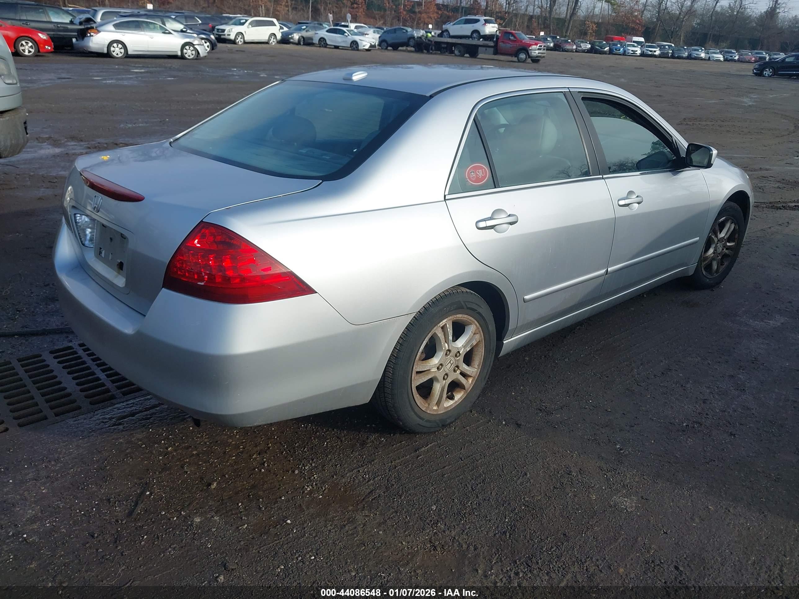 HONDA ACCORD image 4