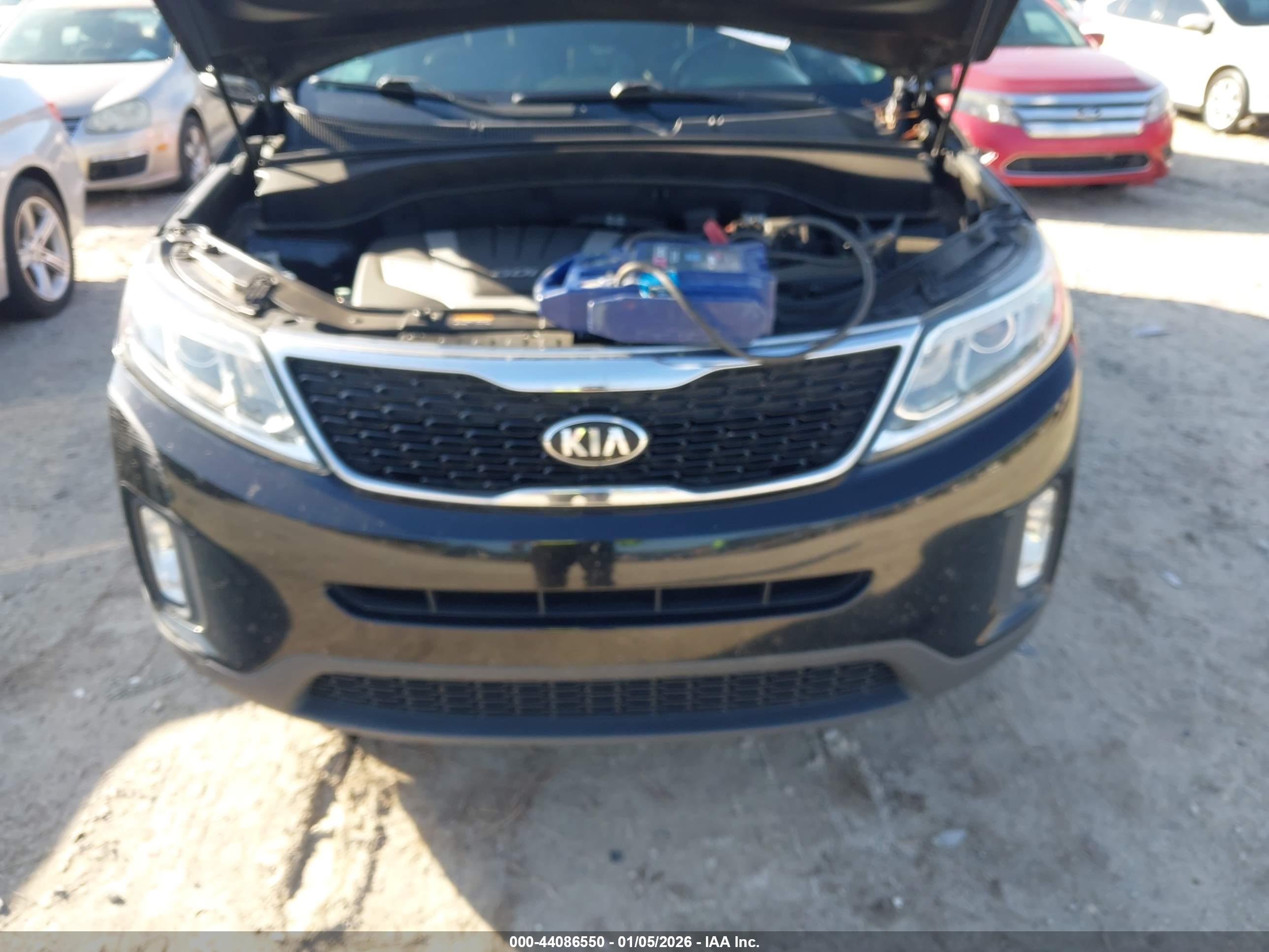 KIA SORENTO image 6