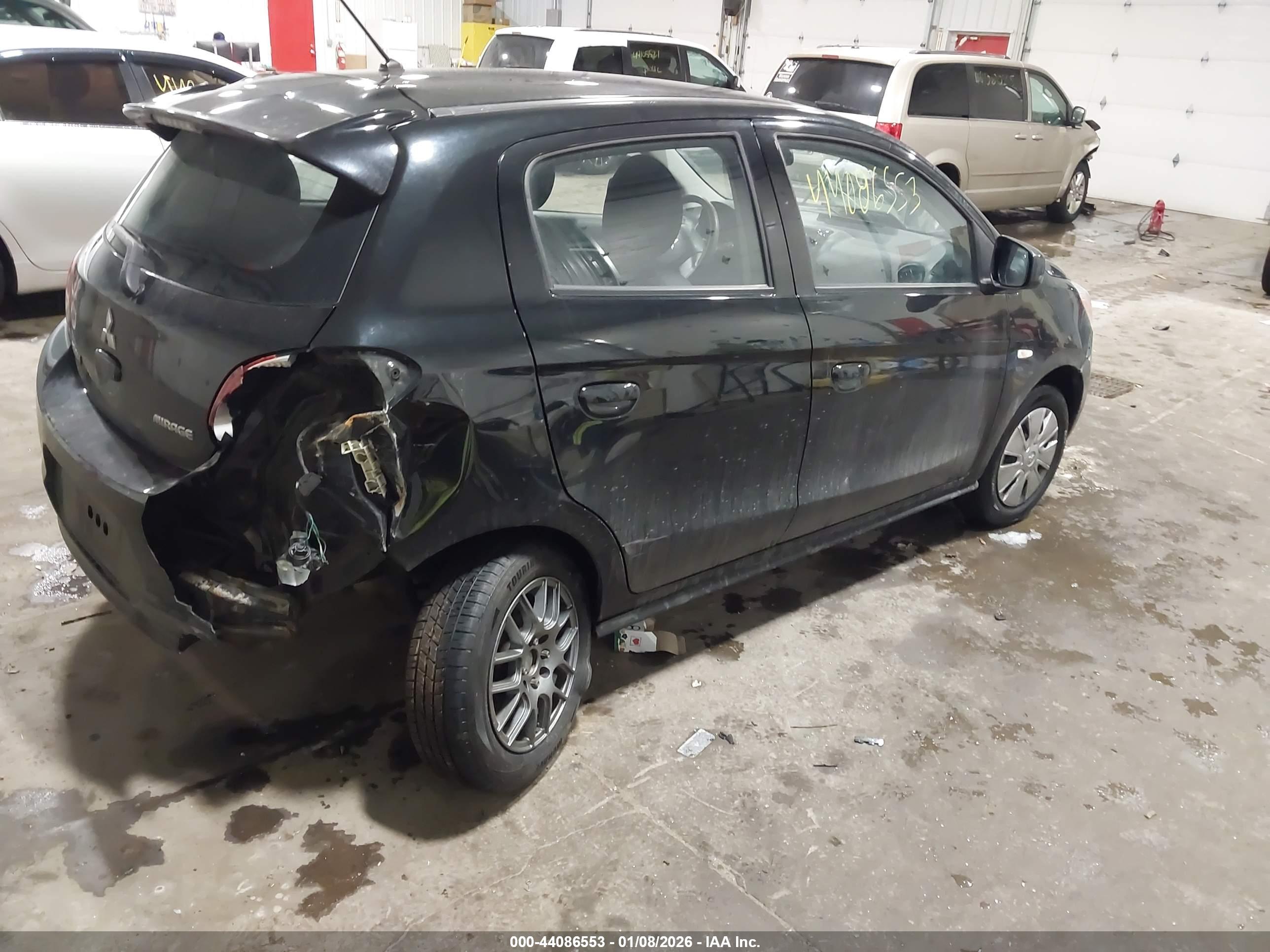 MITSUBISHI MIRAGE image 4