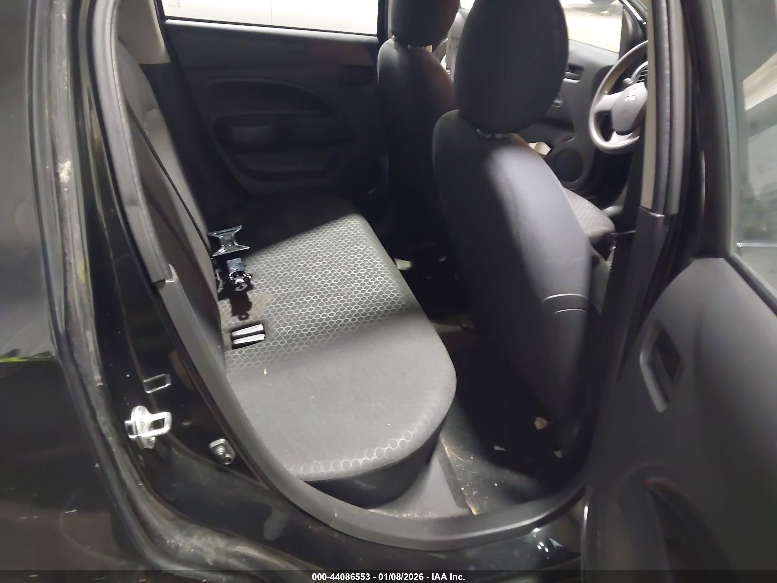 MITSUBISHI MIRAGE image 8