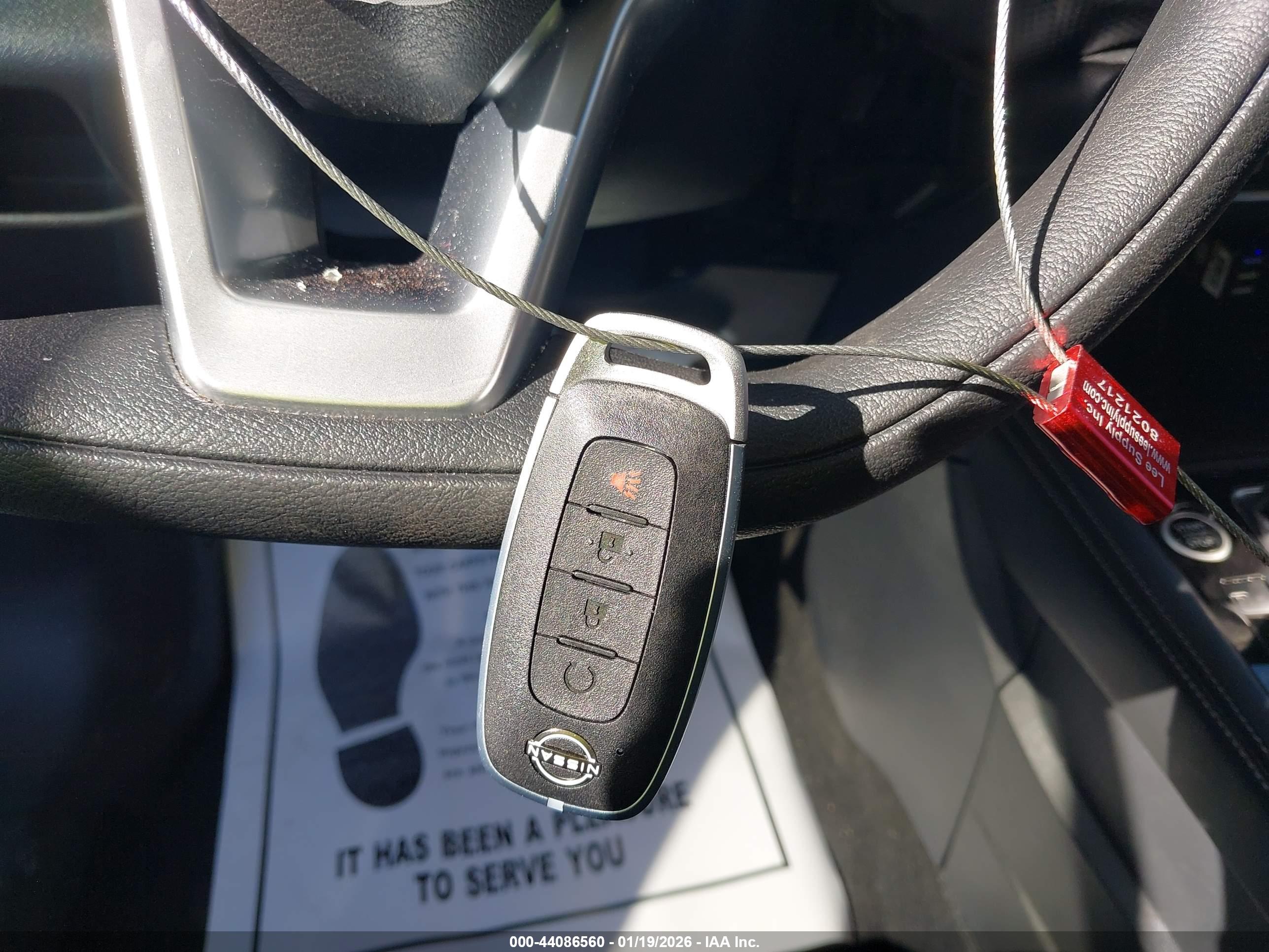 NISSAN KICKS image 11
