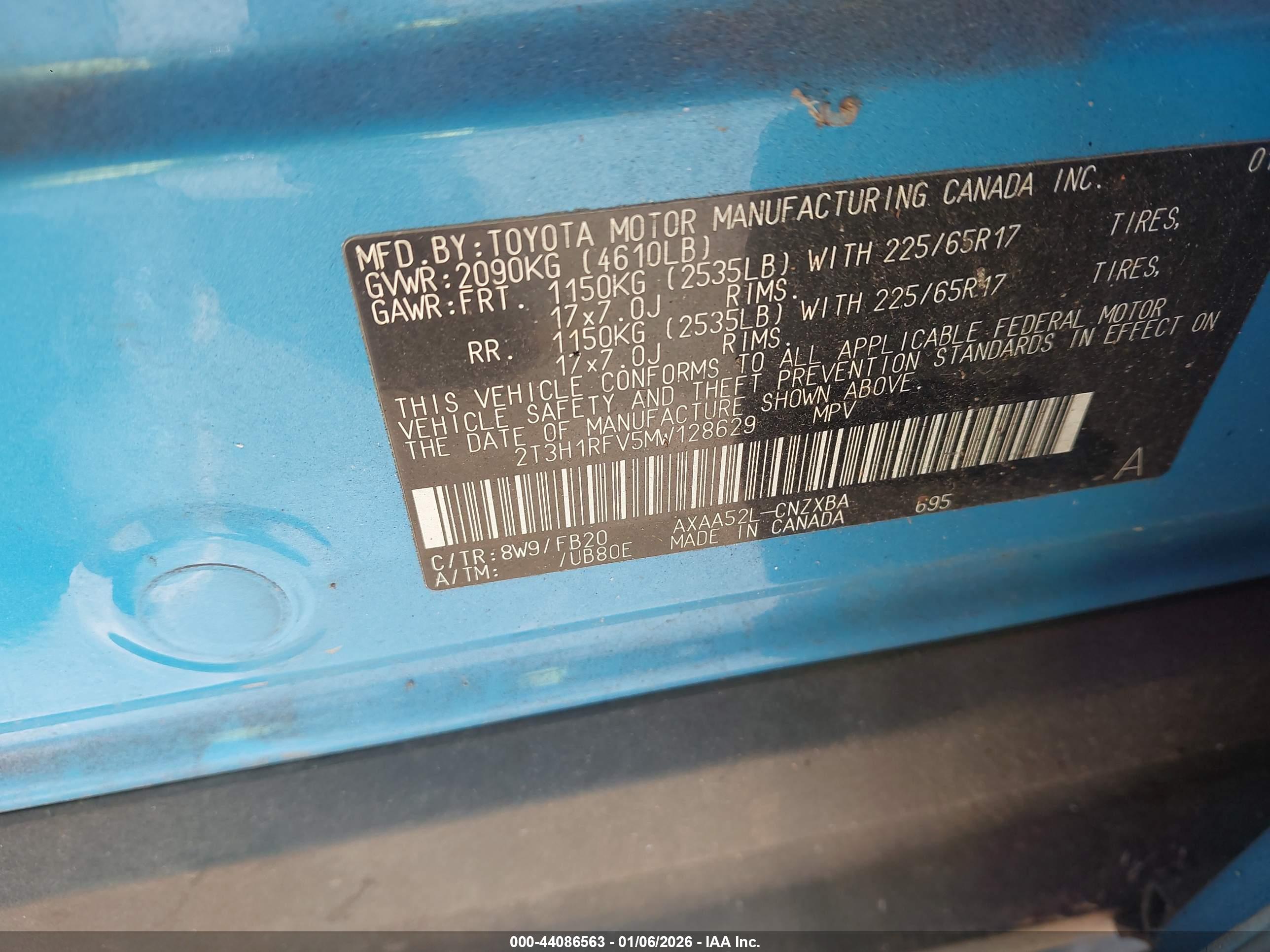TOYOTA RAV4 image 9