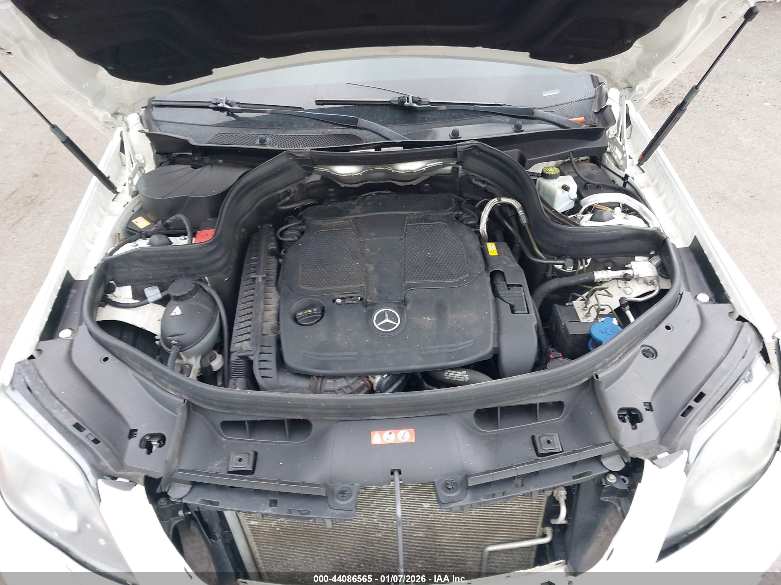 MERCEDES-BENZ GLK image 10