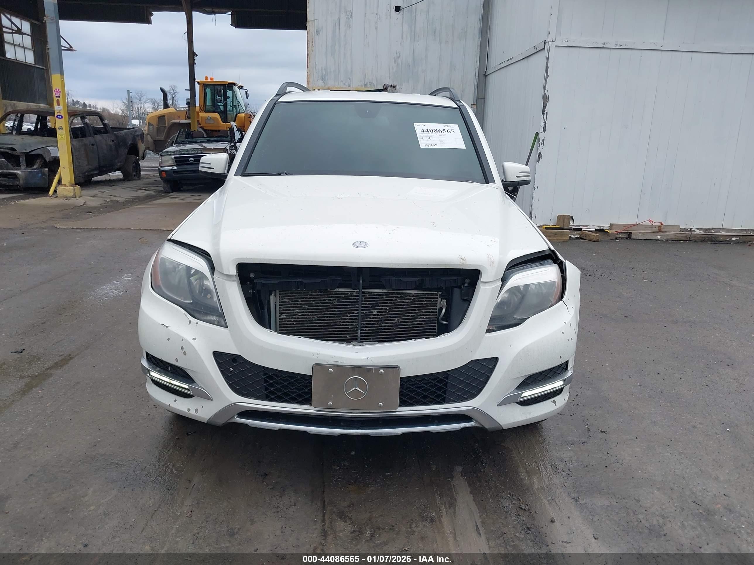 MERCEDES-BENZ GLK image 6