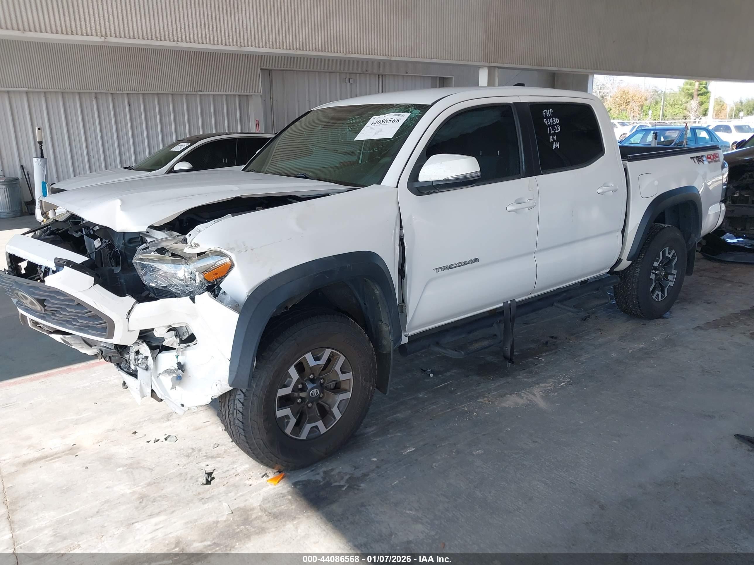 TOYOTA TACOMA image 2