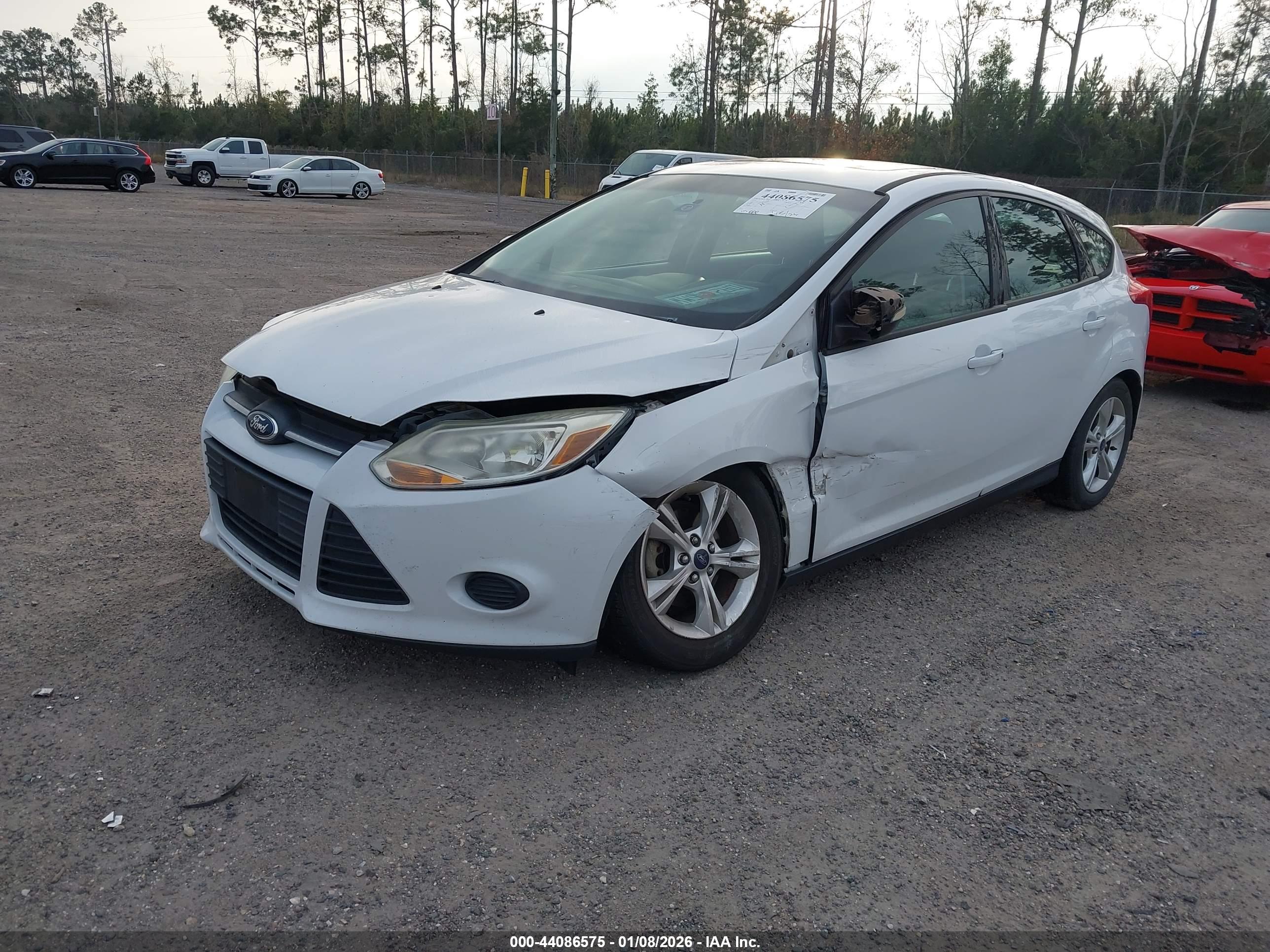 FORD FOCUS image 2