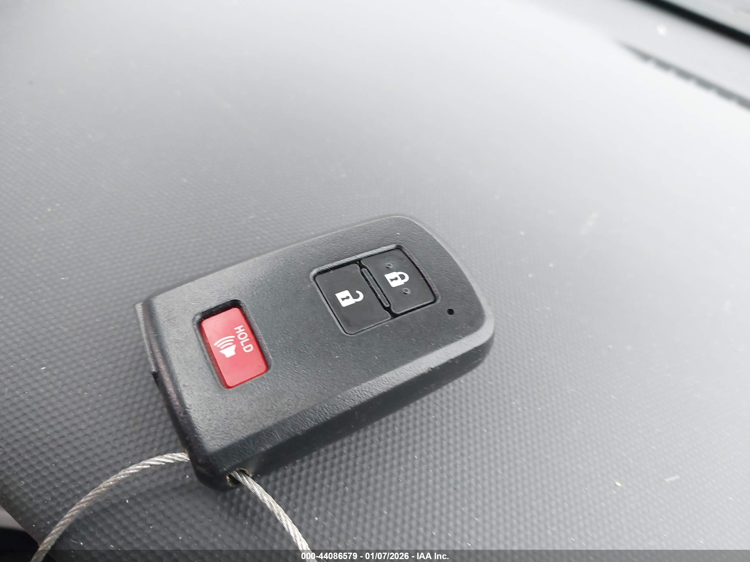 TOYOTA 4RUNNER image 11