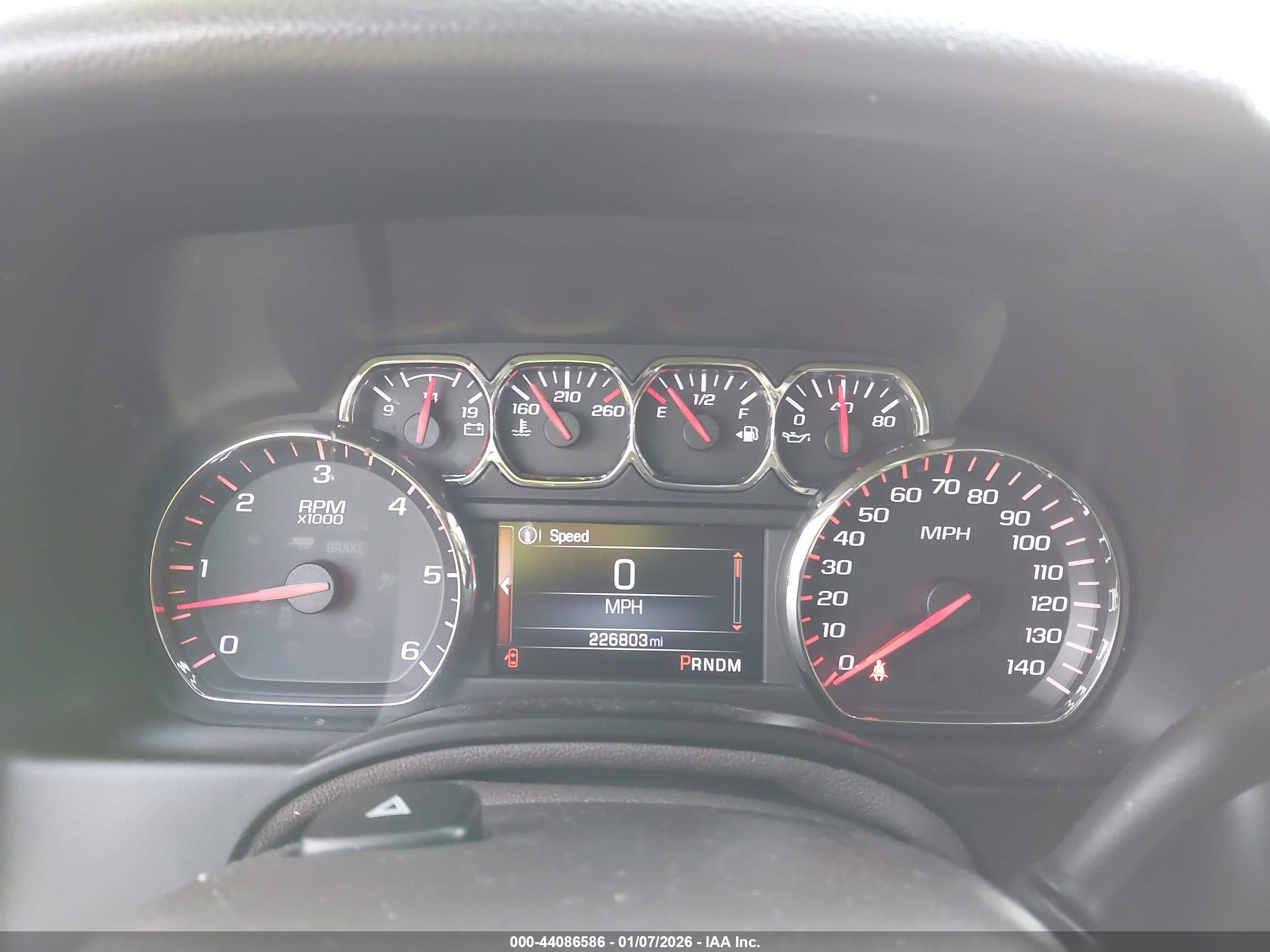 GMC YUKON image 7