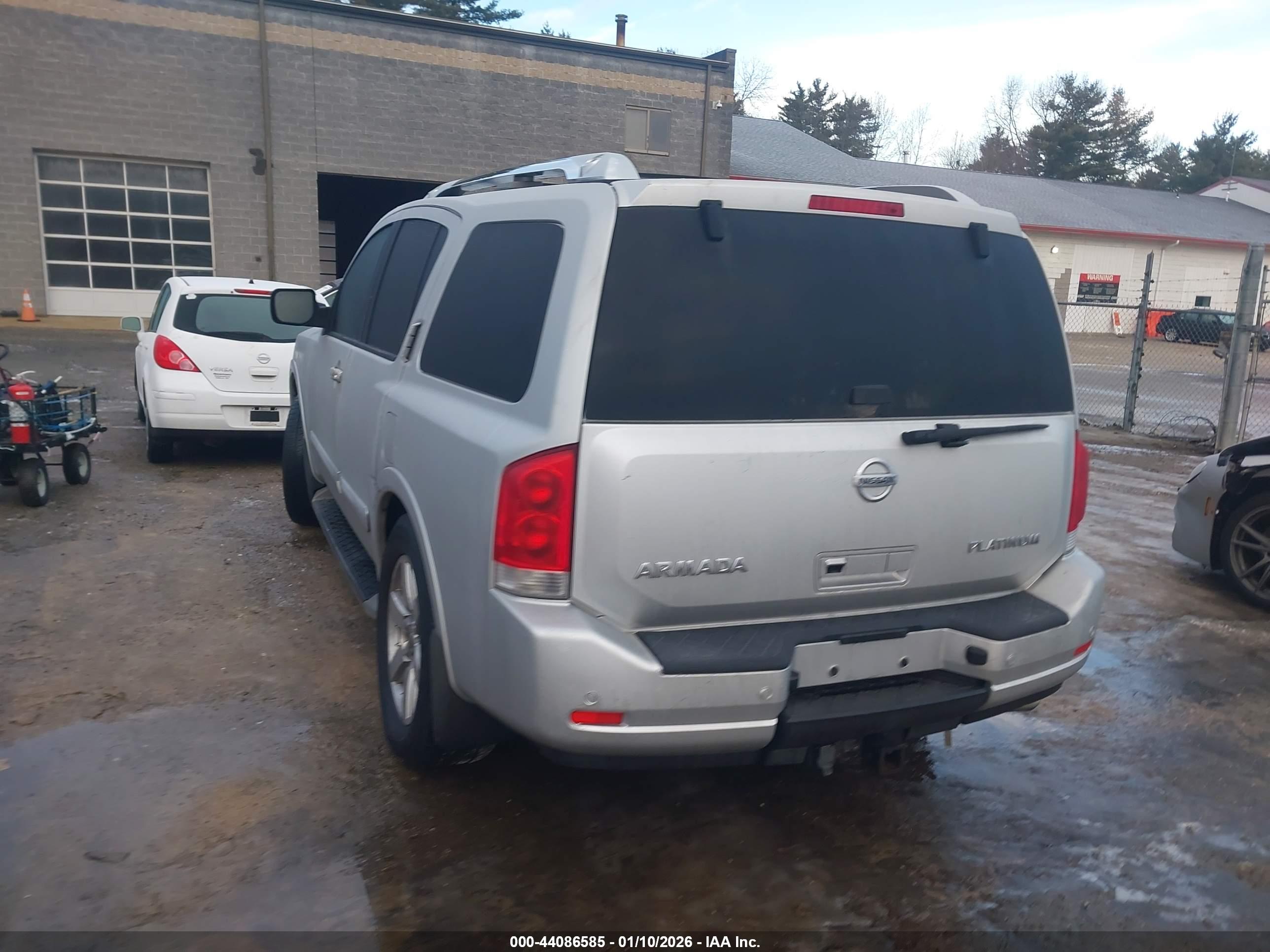 NISSAN ARMADA image 3