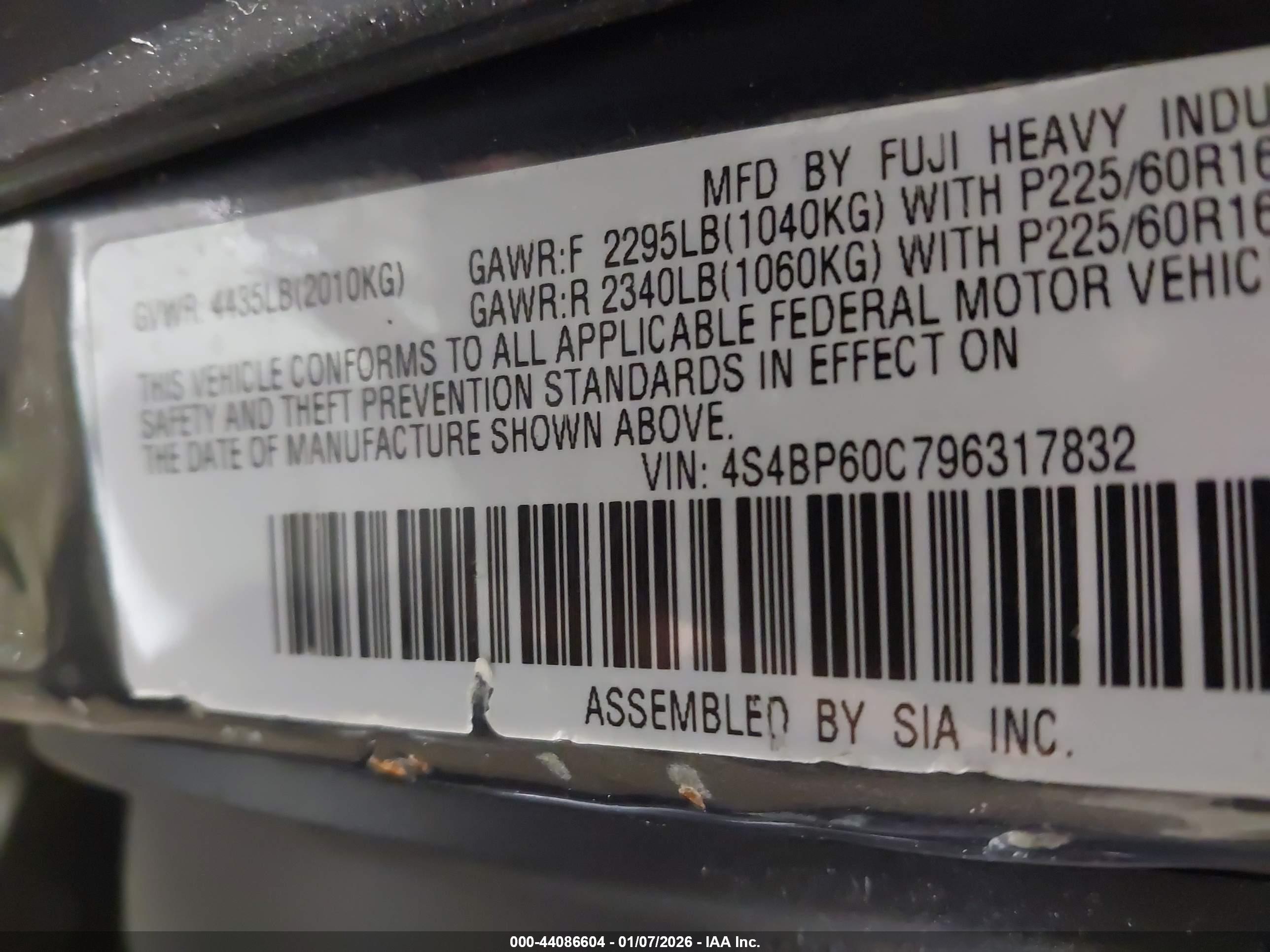 SUBARU OUTBACK image 9