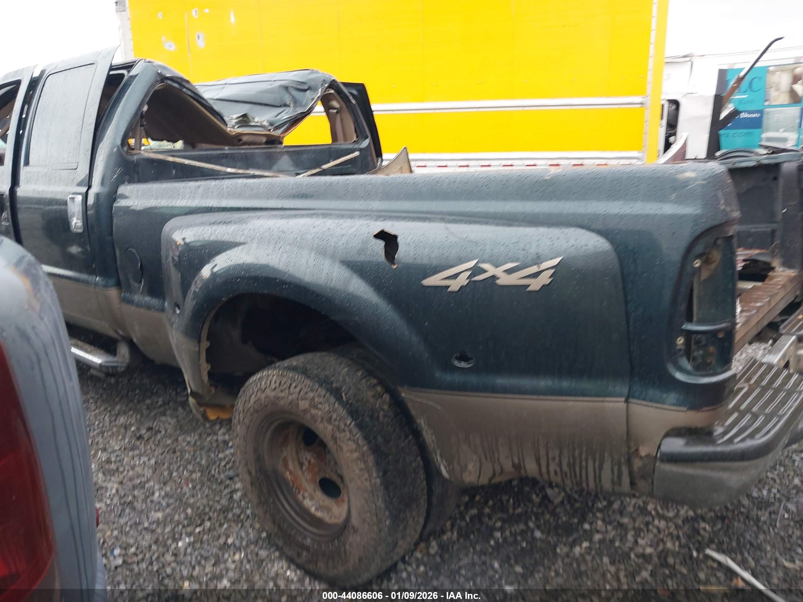 FORD F-350 image 3