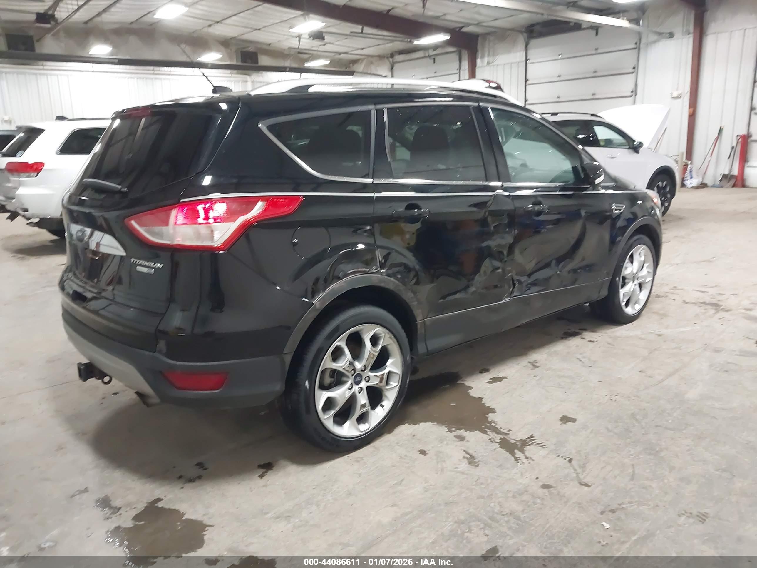 FORD ESCAPE image 4