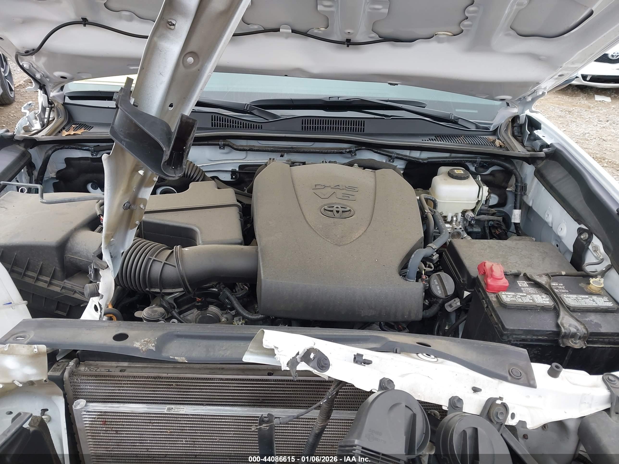 TOYOTA TACOMA image 10