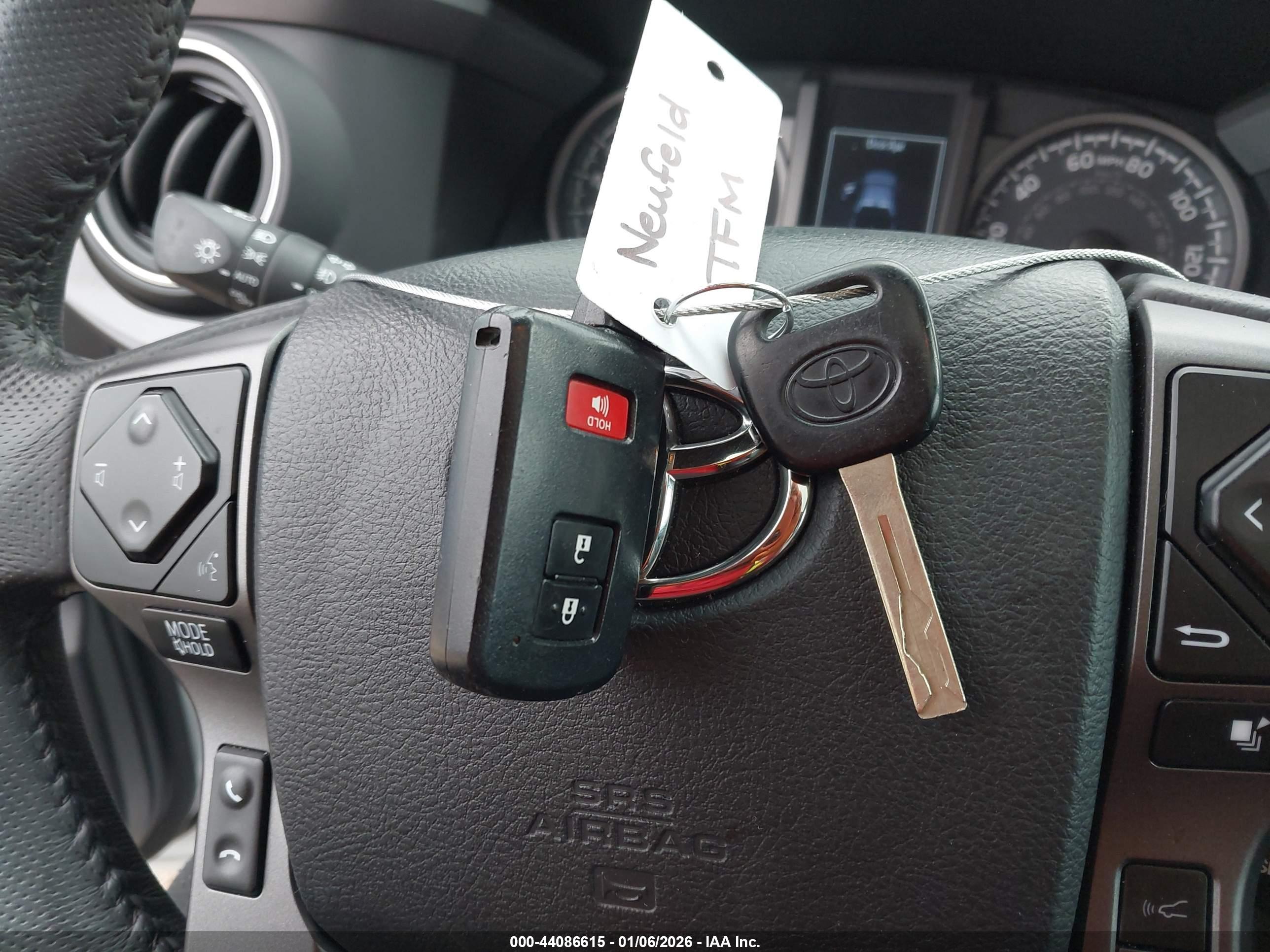 TOYOTA TACOMA image 11