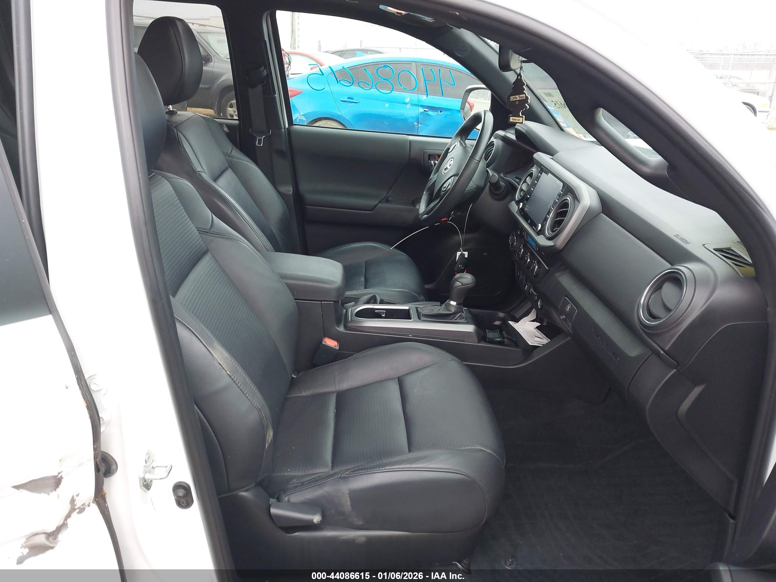 TOYOTA TACOMA image 5