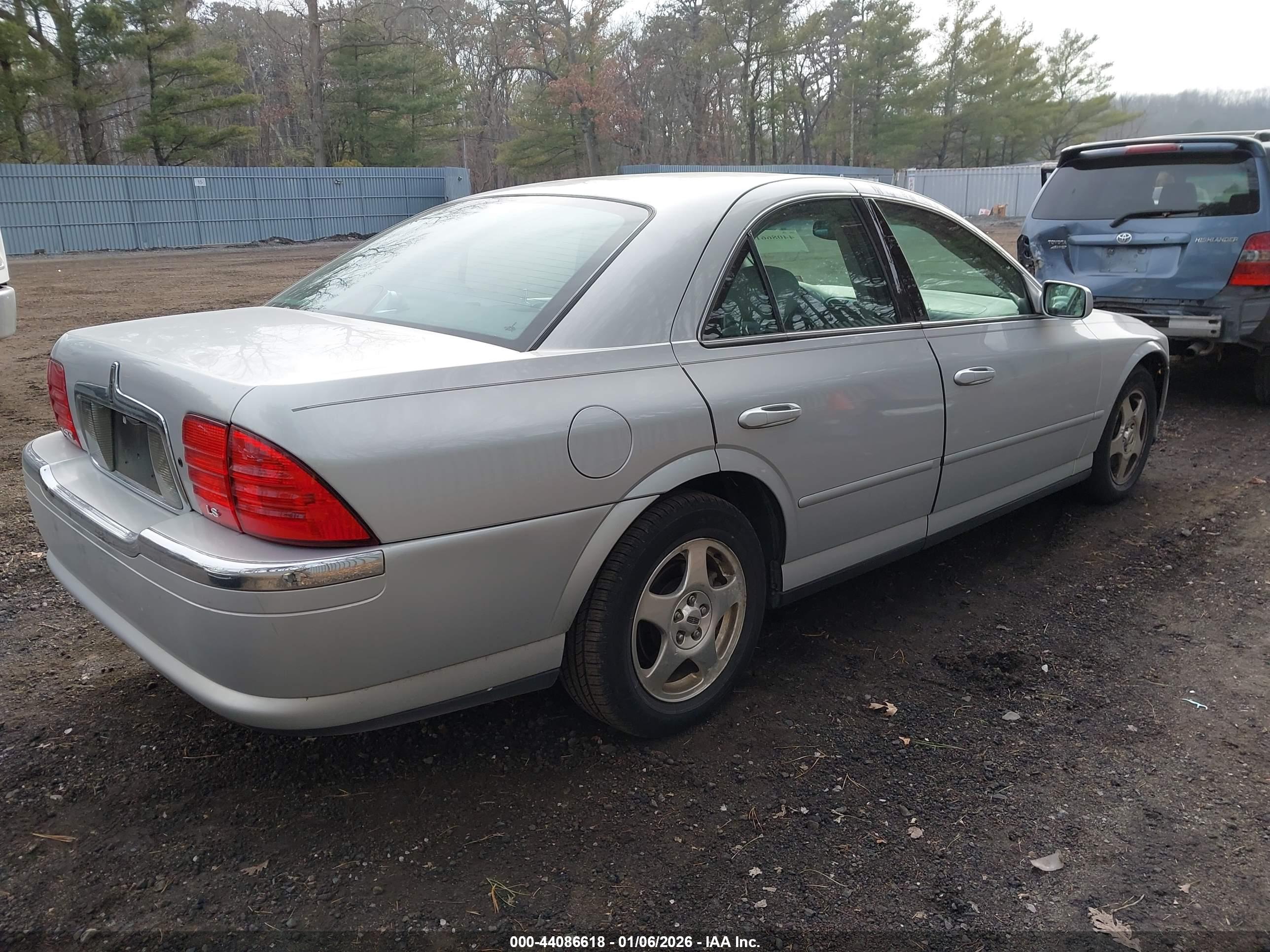 LINCOLN LS image 4
