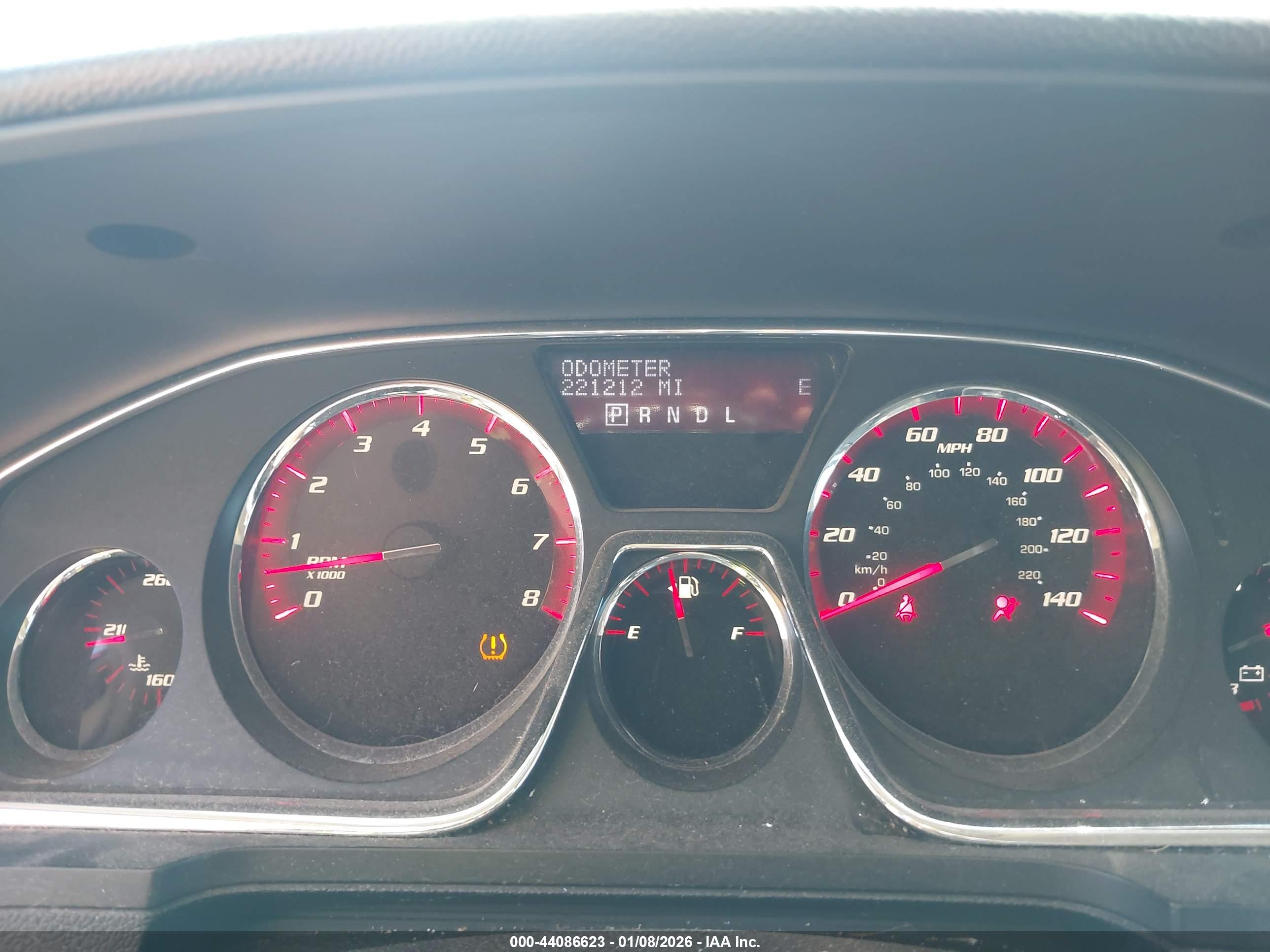 GMC ACADIA image 7