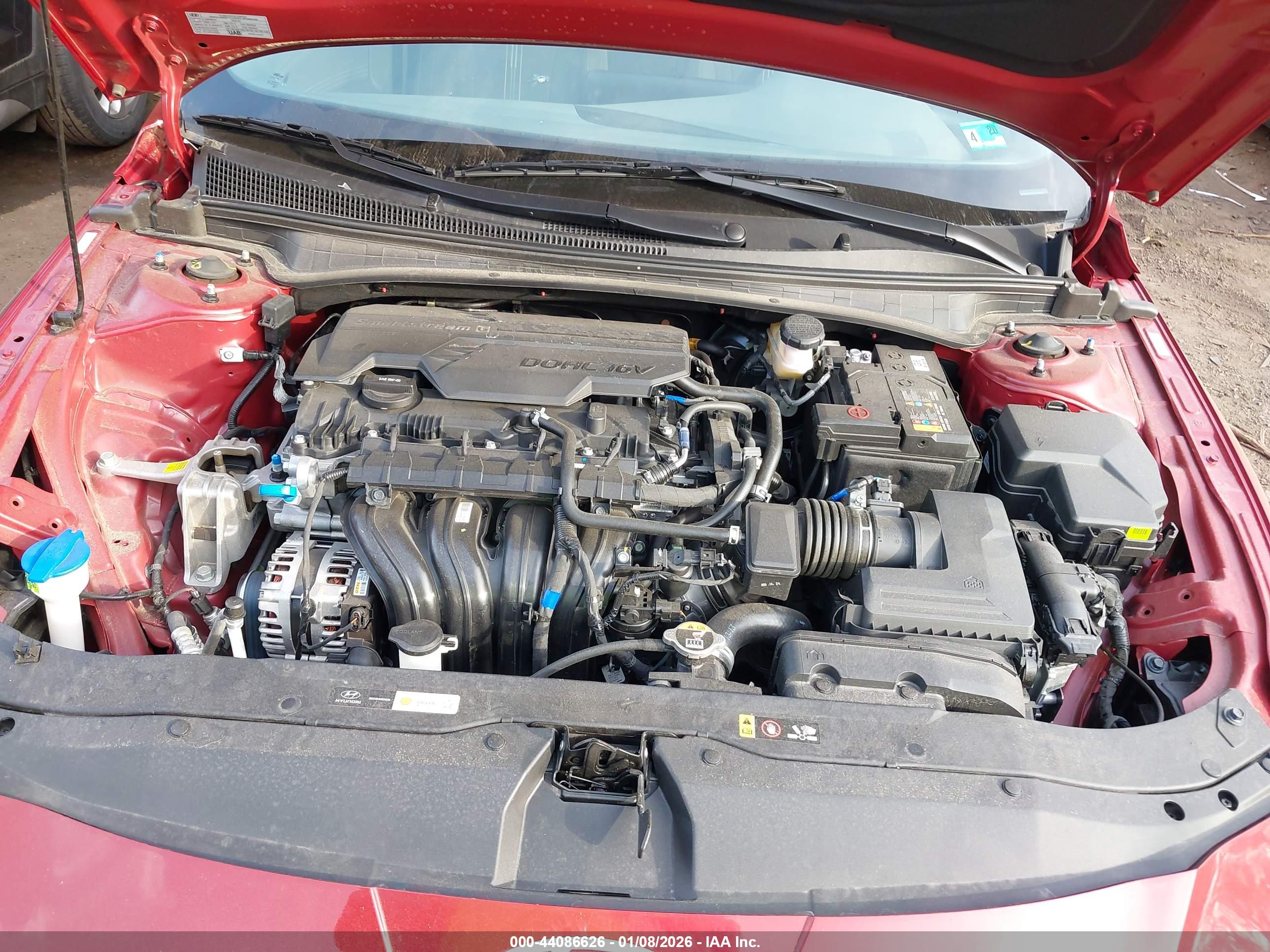 HYUNDAI ELANTRA image 10