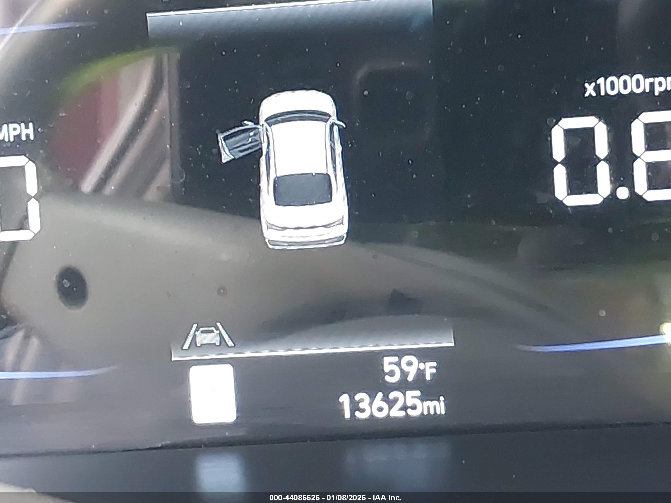 HYUNDAI ELANTRA image 7
