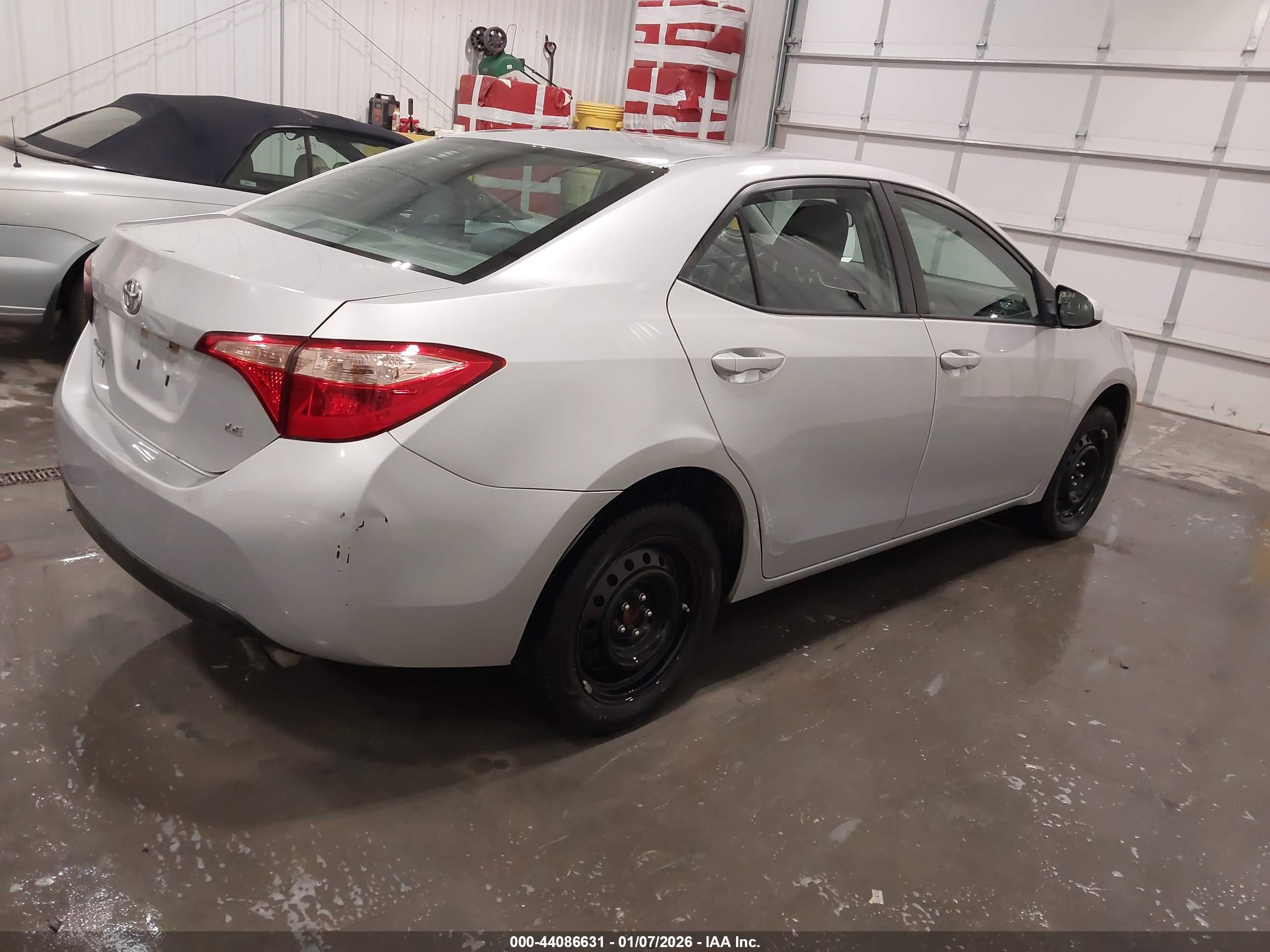 TOYOTA COROLLA image 4