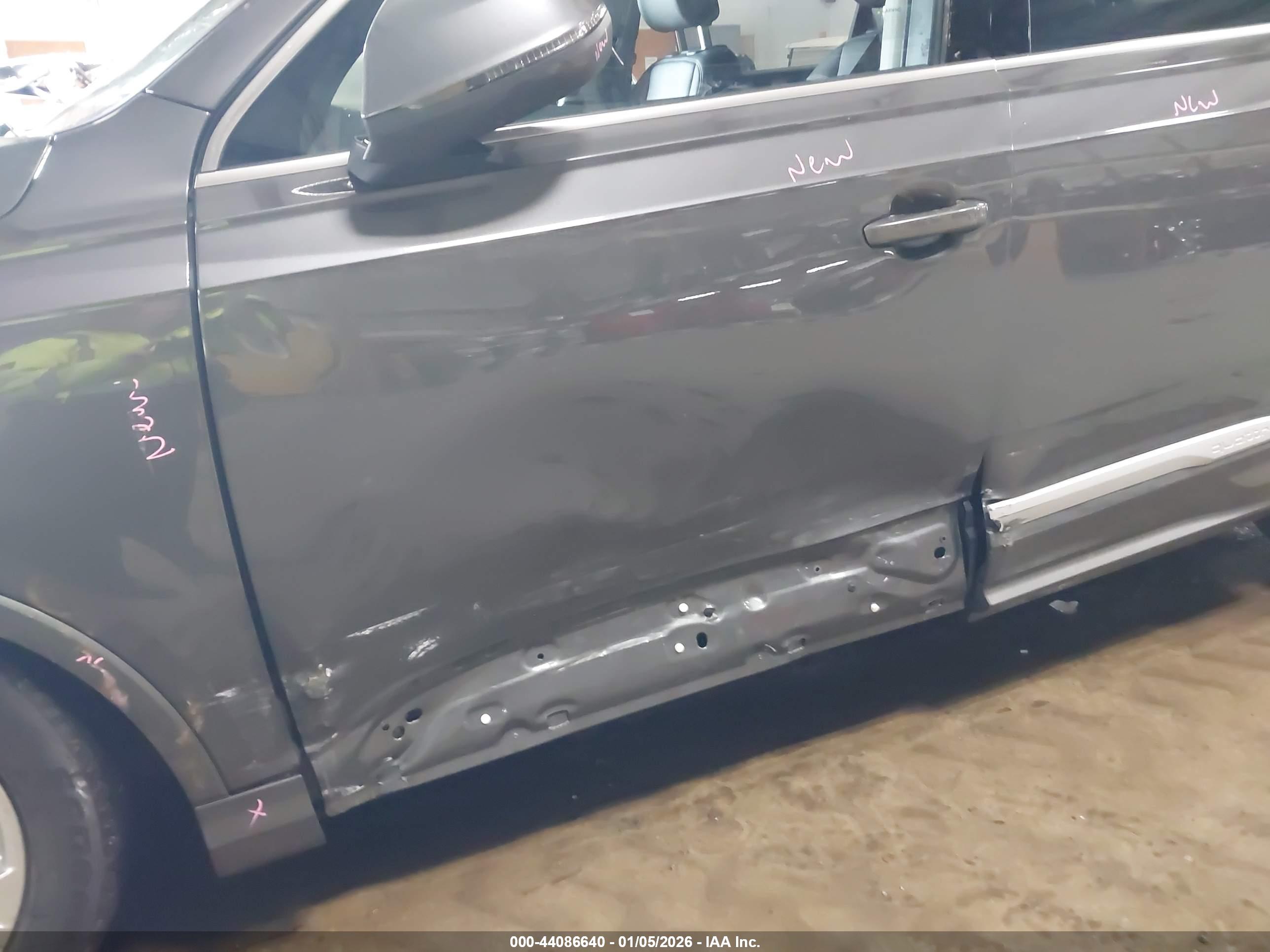 AUDI Q7 image 6