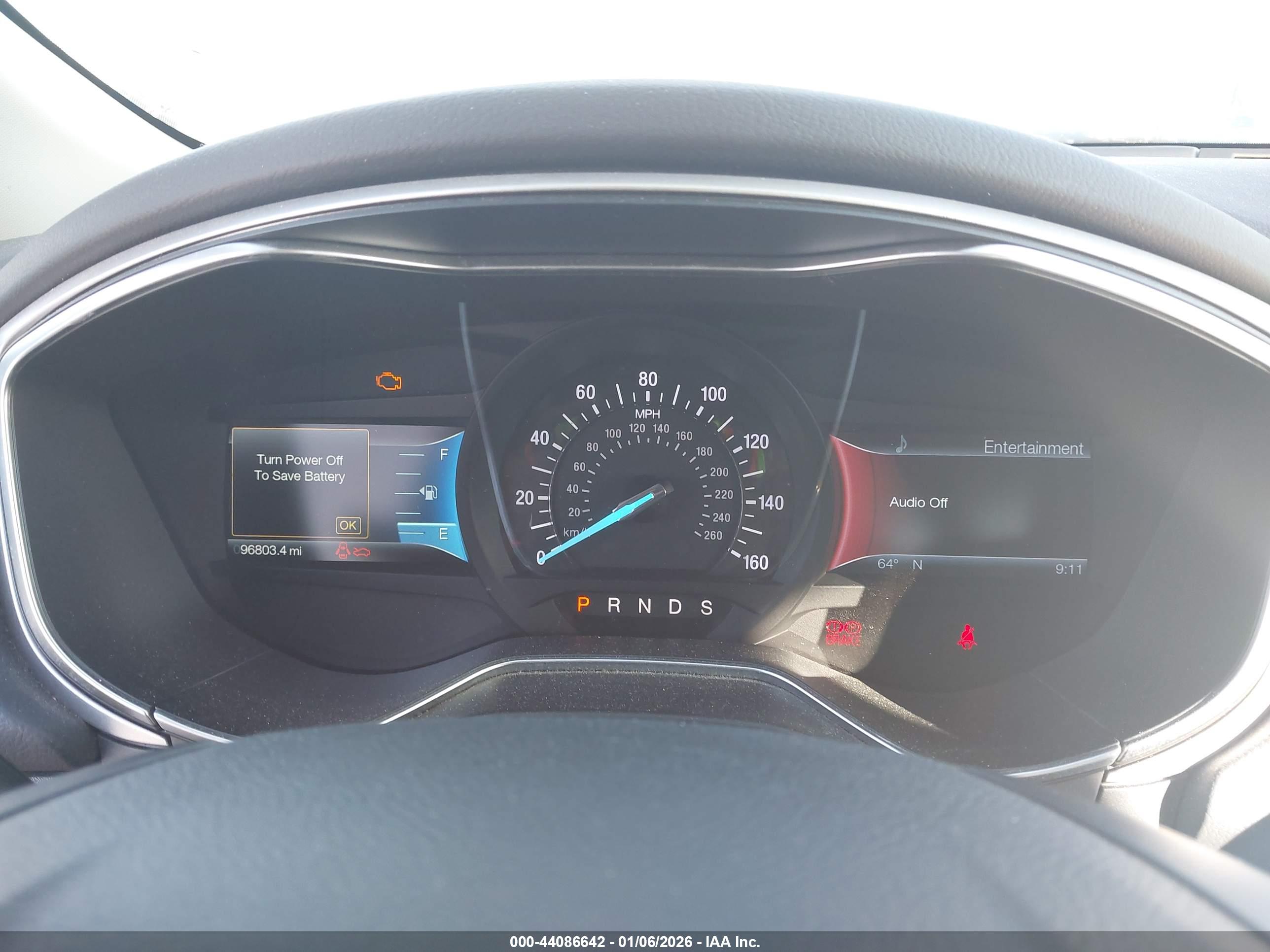 FORD FUSION image 7
