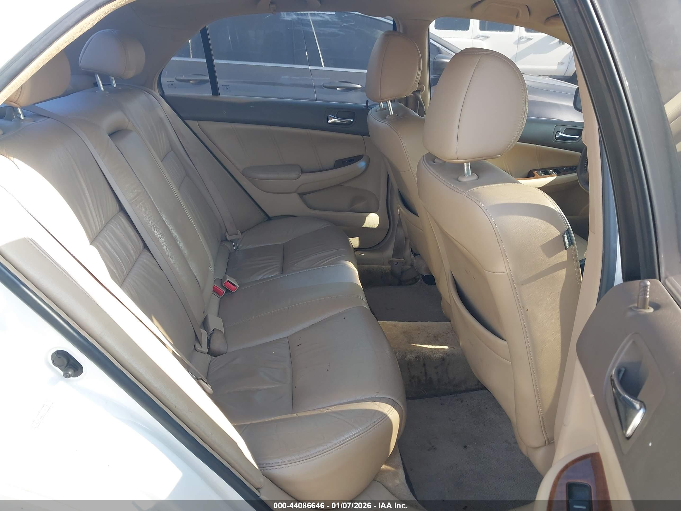 HONDA ACCORD image 8