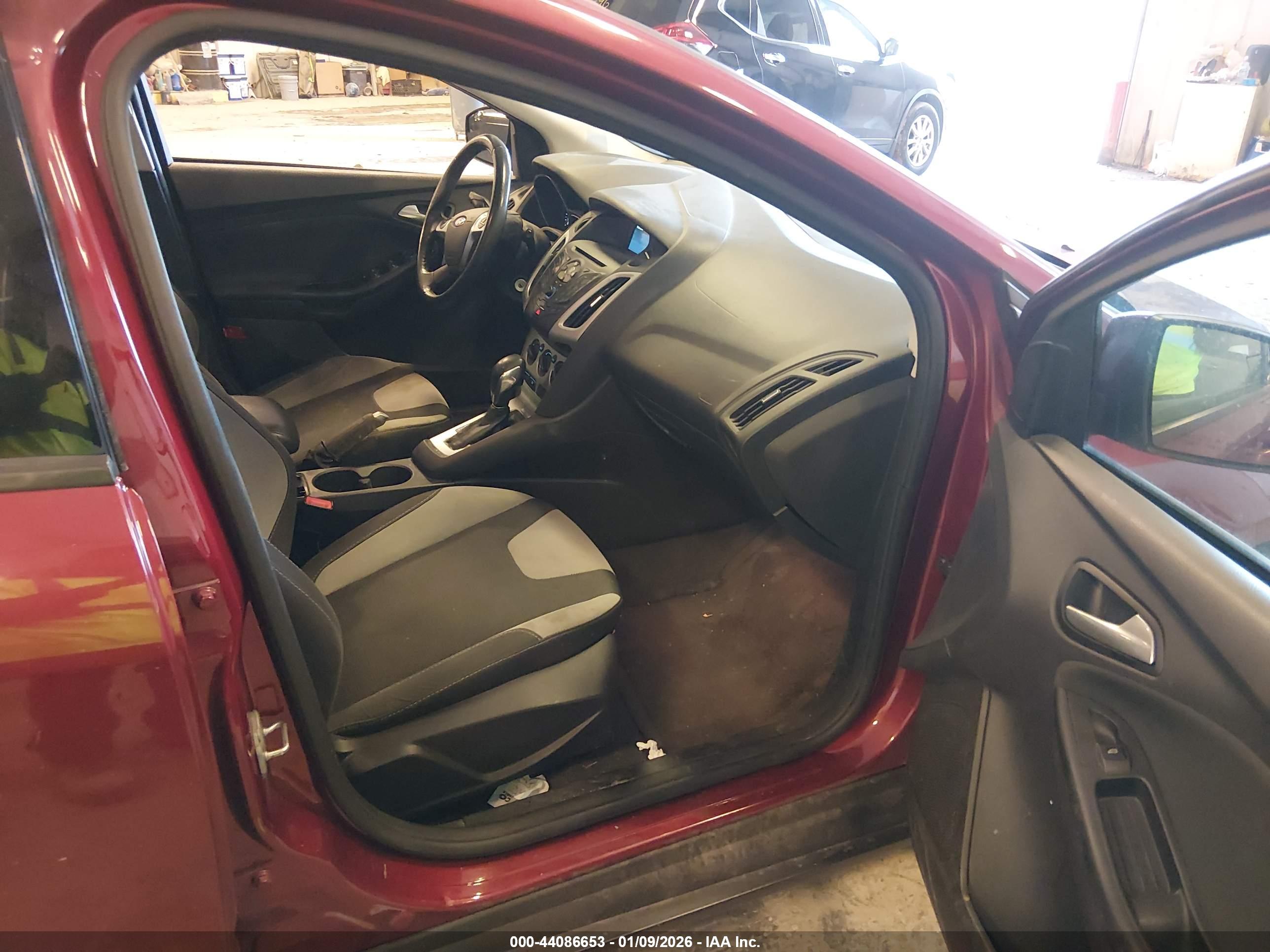 FORD FOCUS image 5
