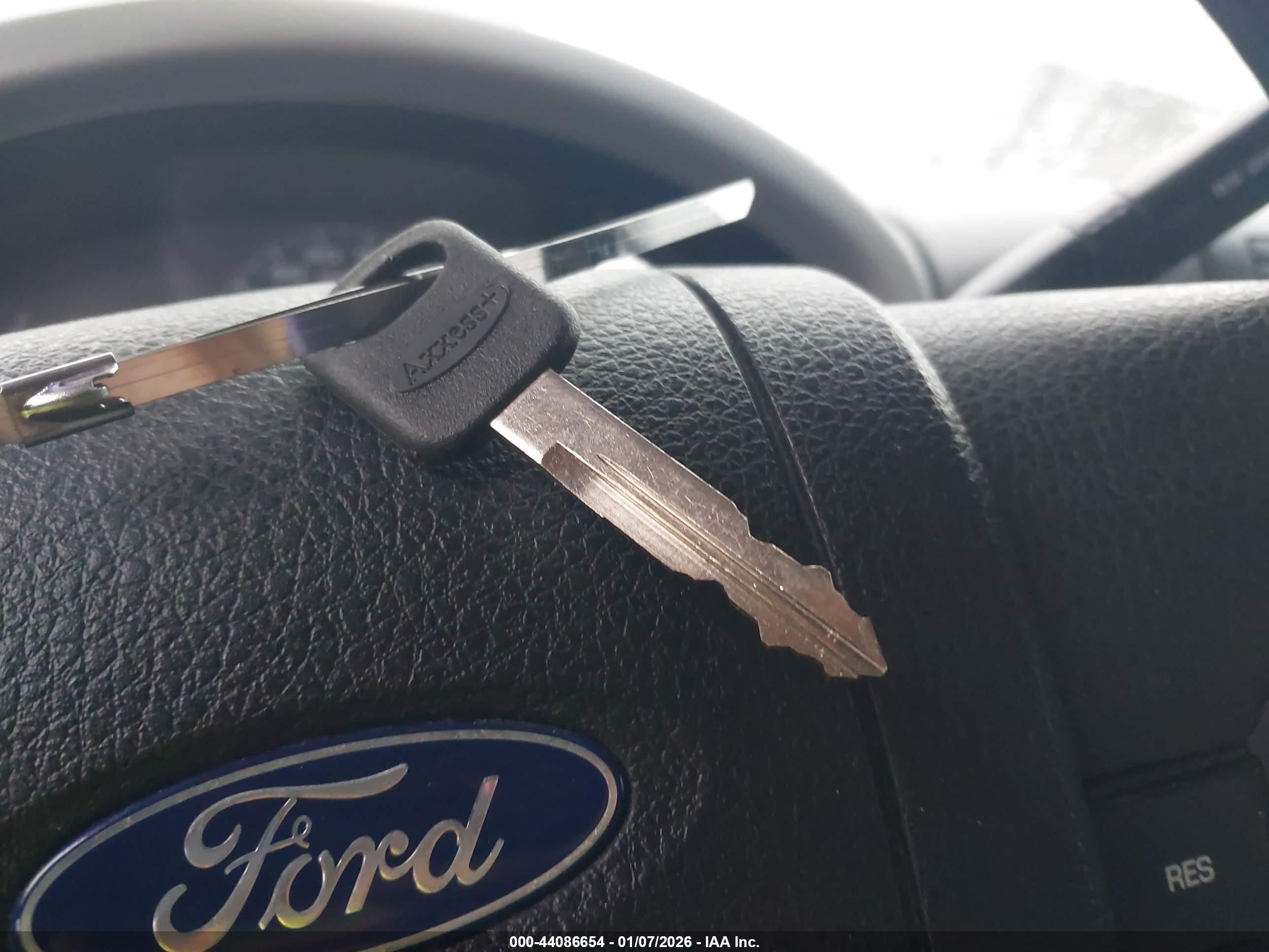 FORD F-150 image 11