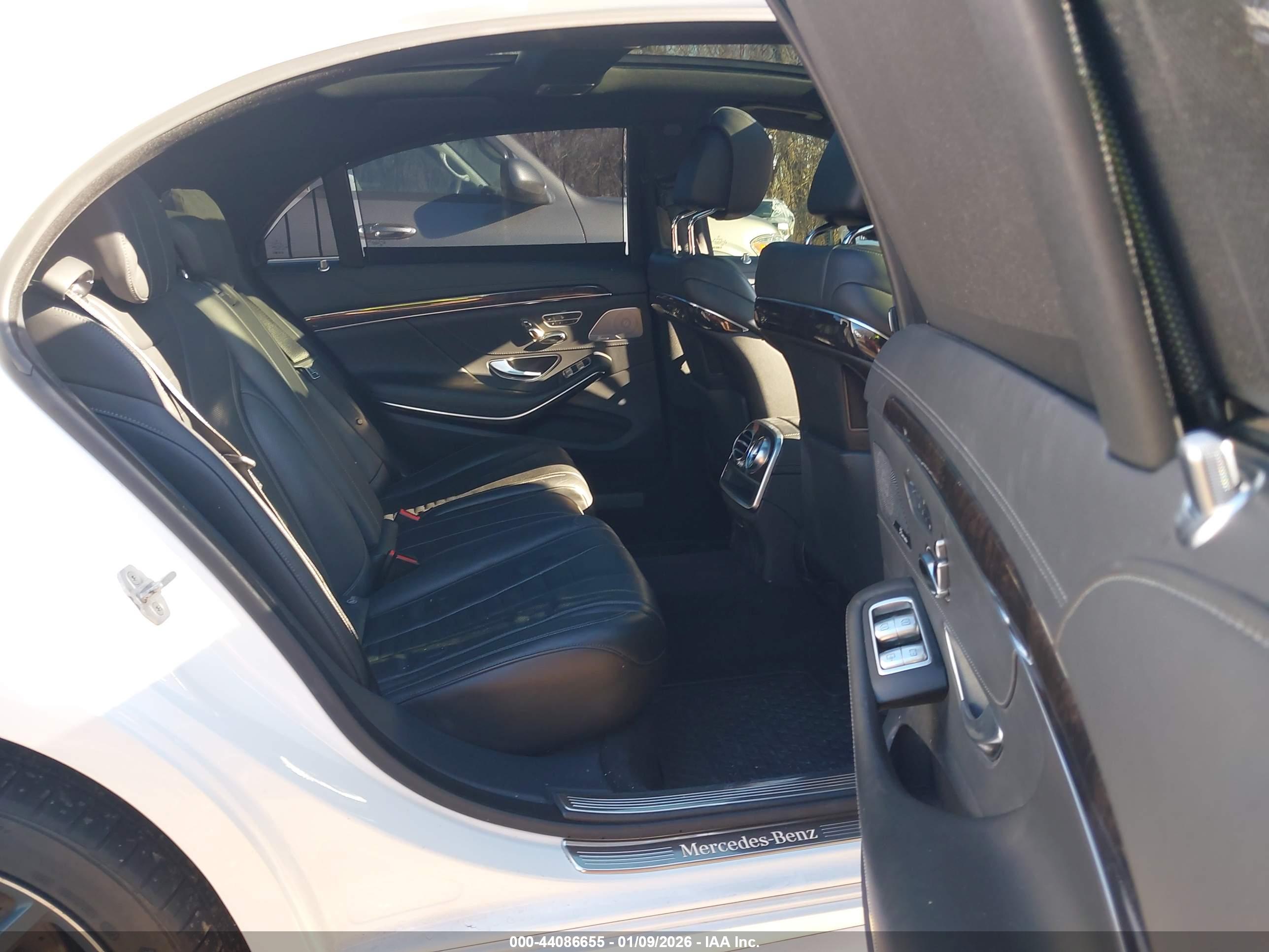 MERCEDES-BENZ S image 8