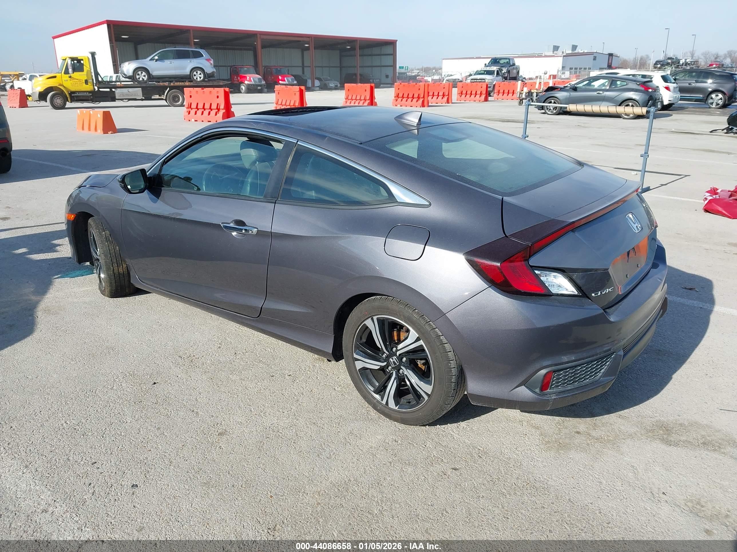 HONDA CIVIC image 3