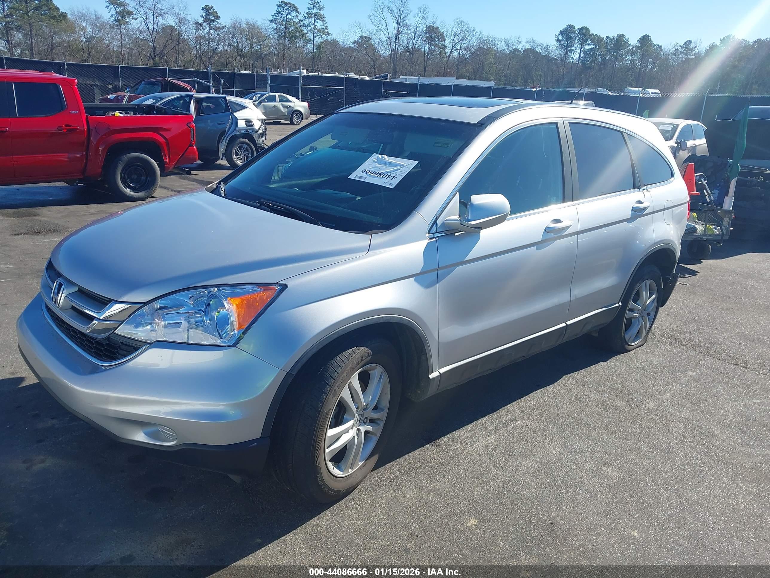 HONDA CR-V image 2