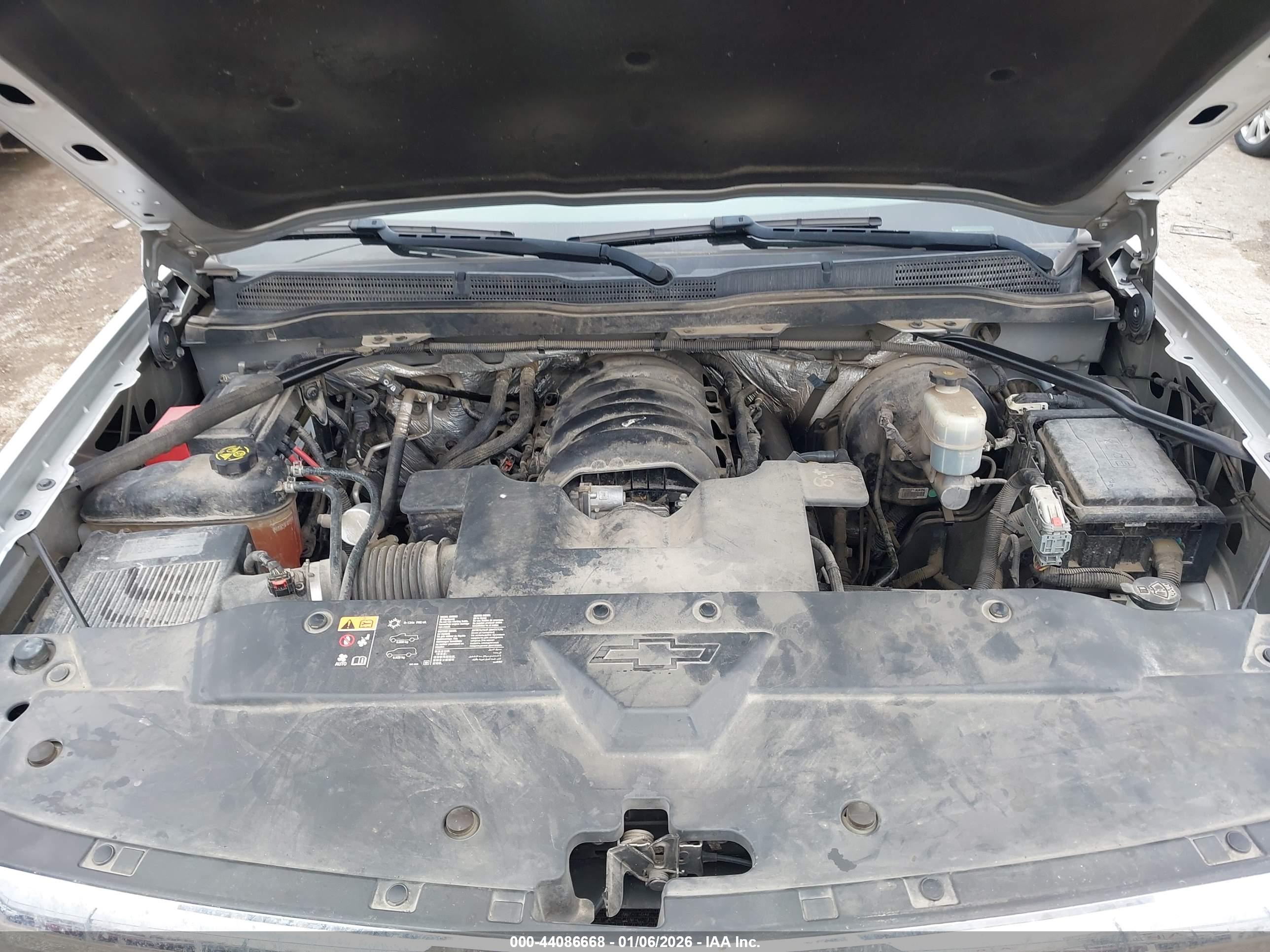 CHEVROLET SILVERADO image 10