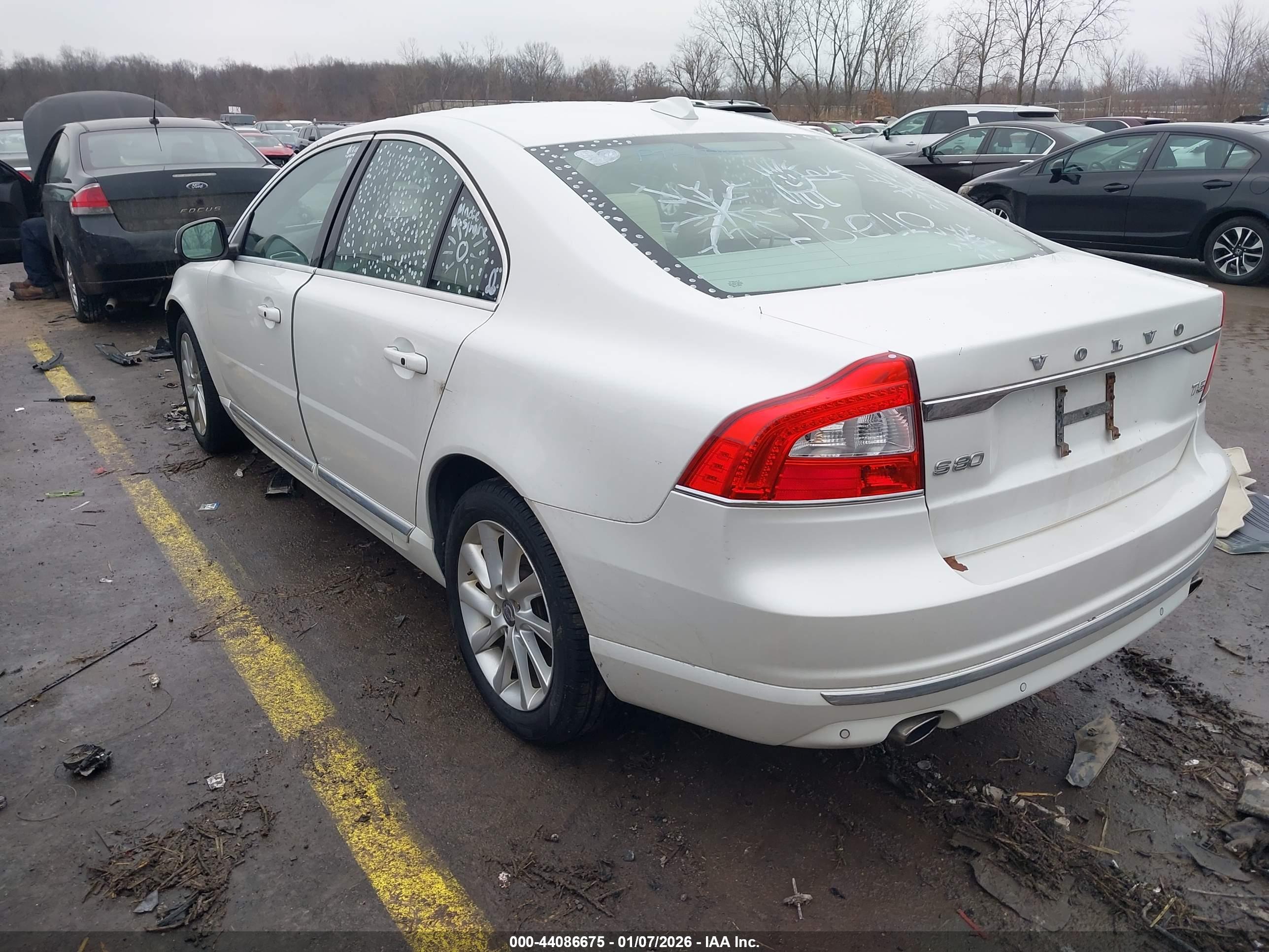 VOLVO S80 image 3