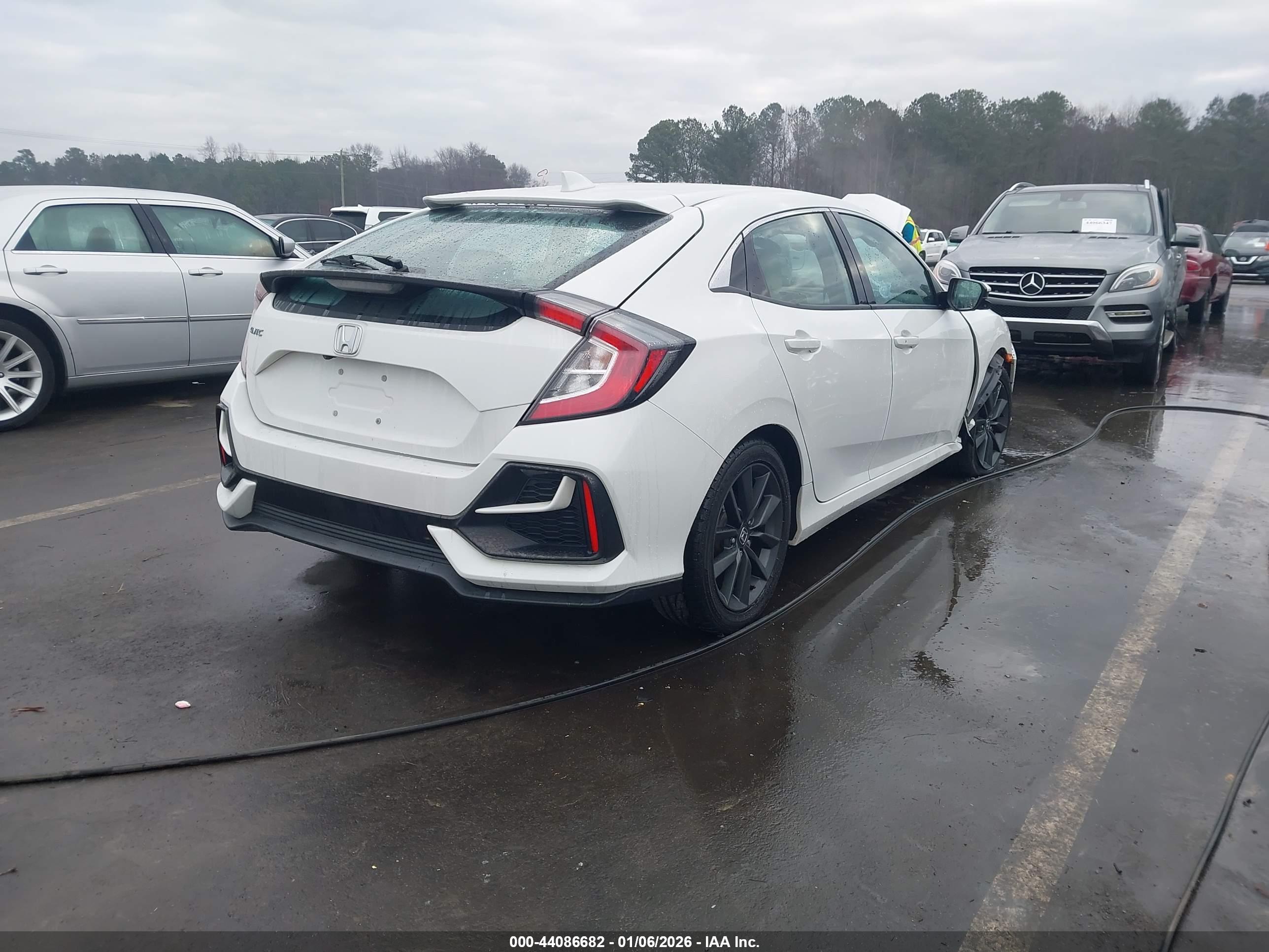 HONDA CIVIC image 4
