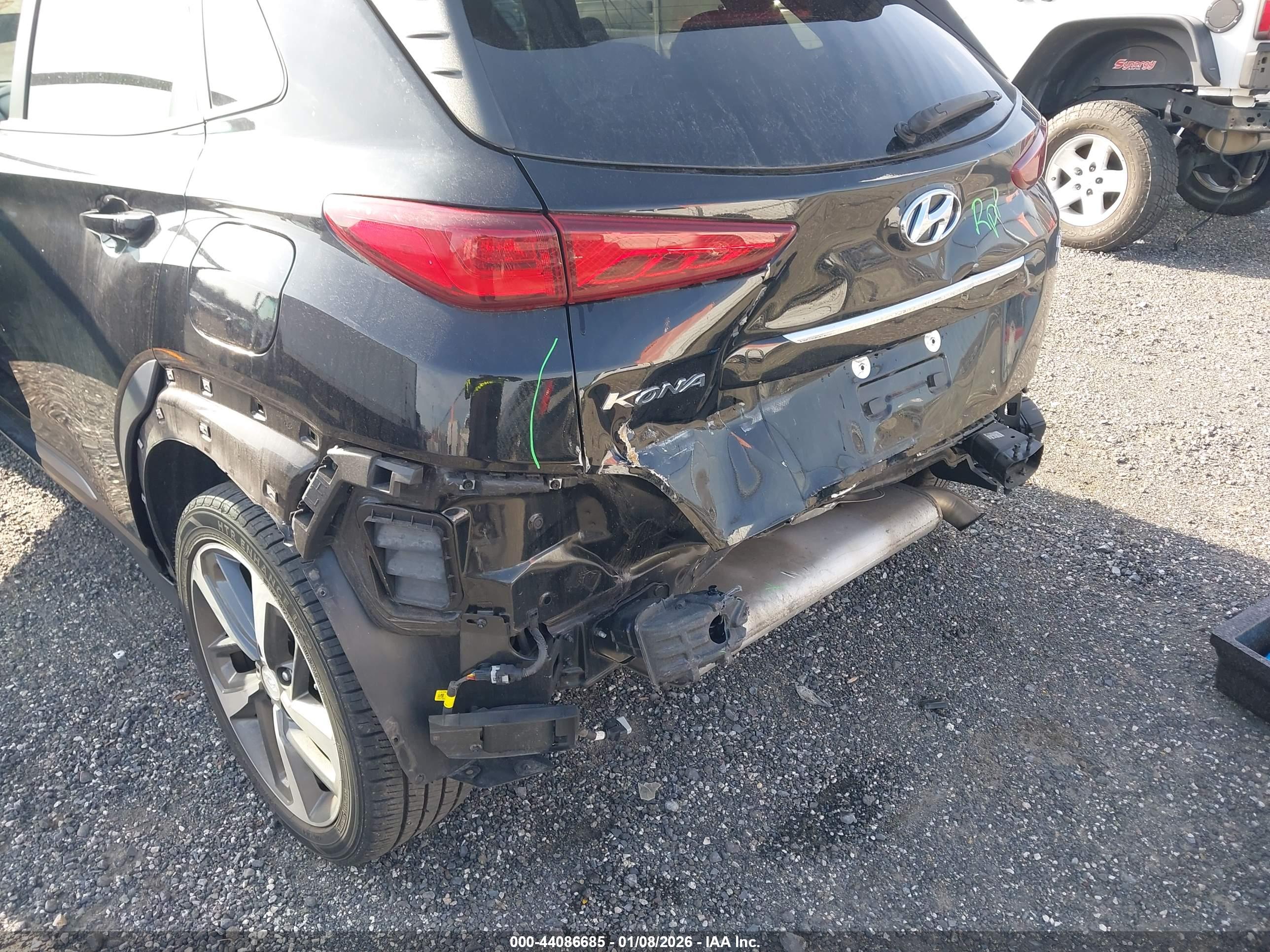 HYUNDAI KONA image 6