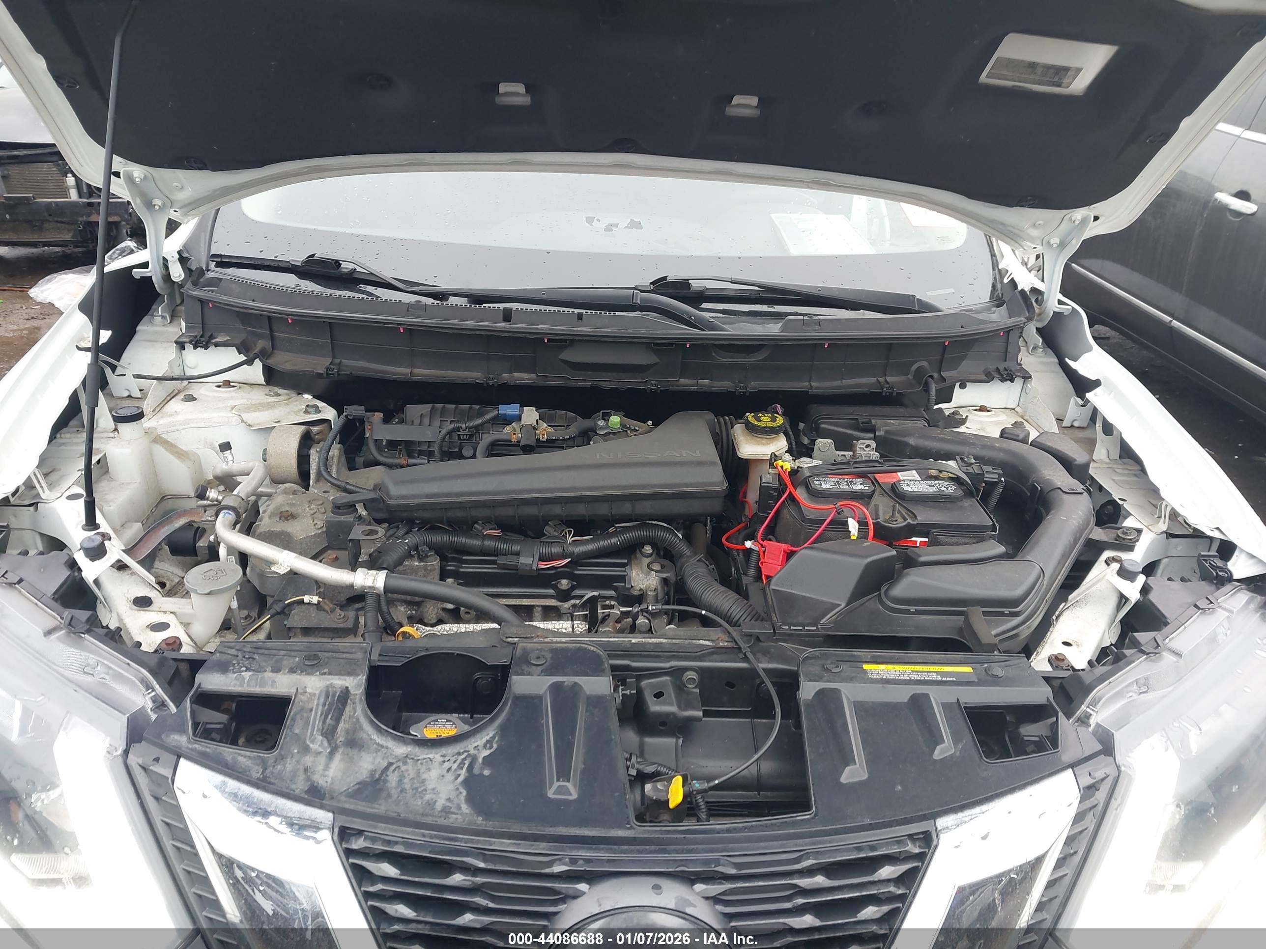 NISSAN ROGUE image 10