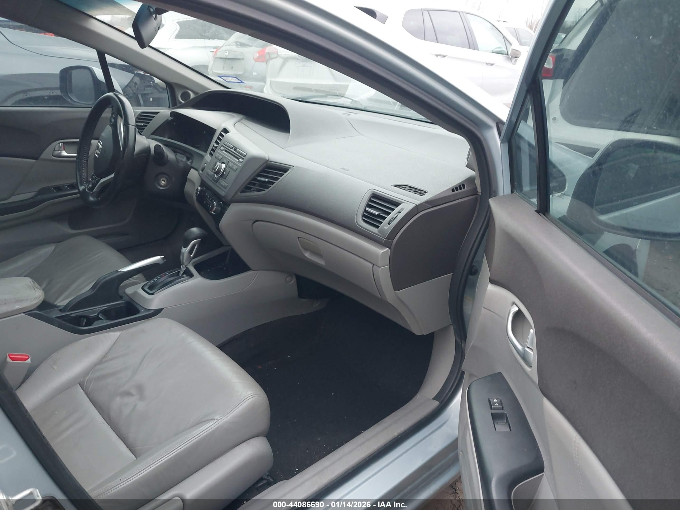 HONDA CIVIC image 5