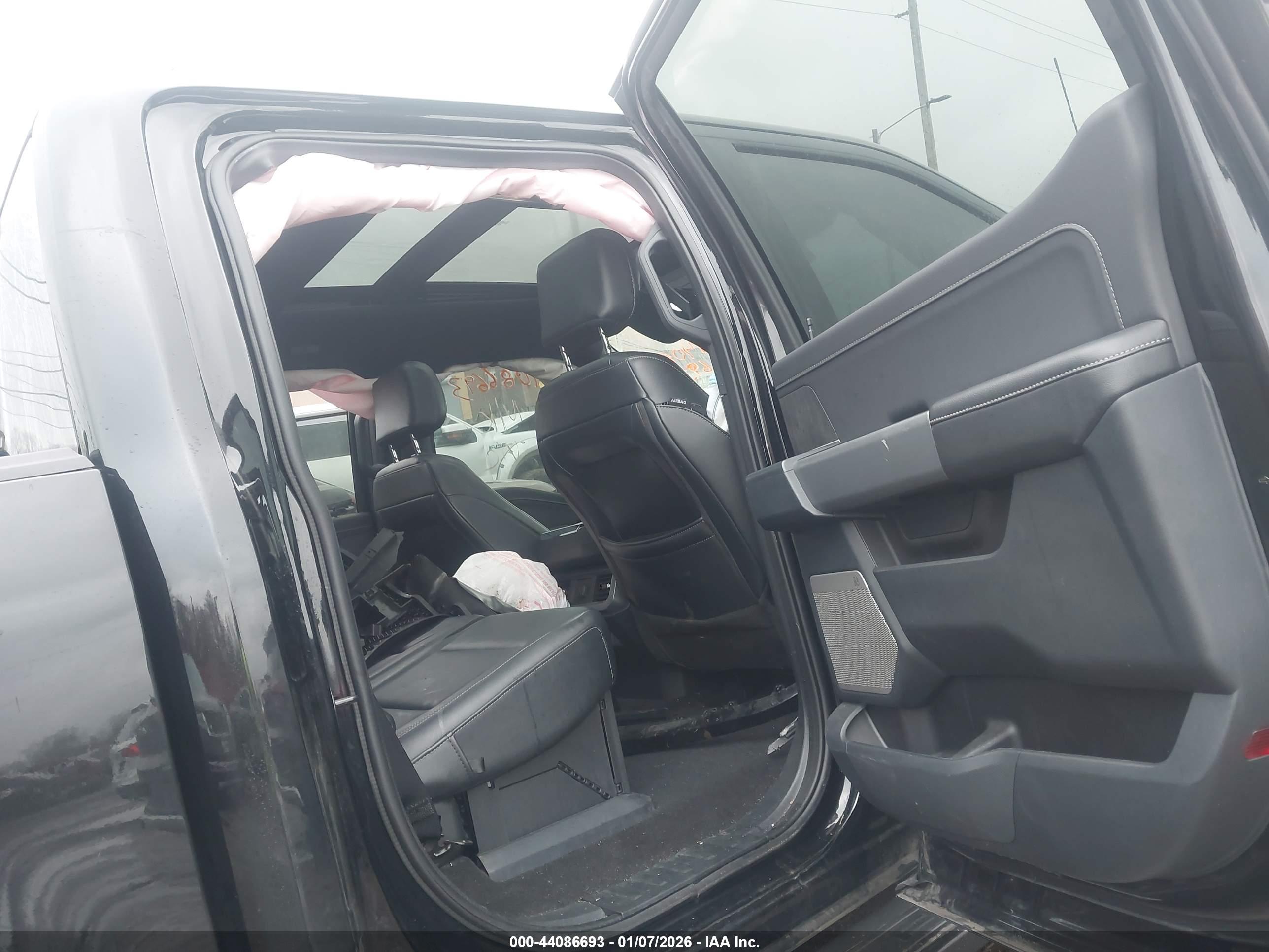 FORD F-150 image 8