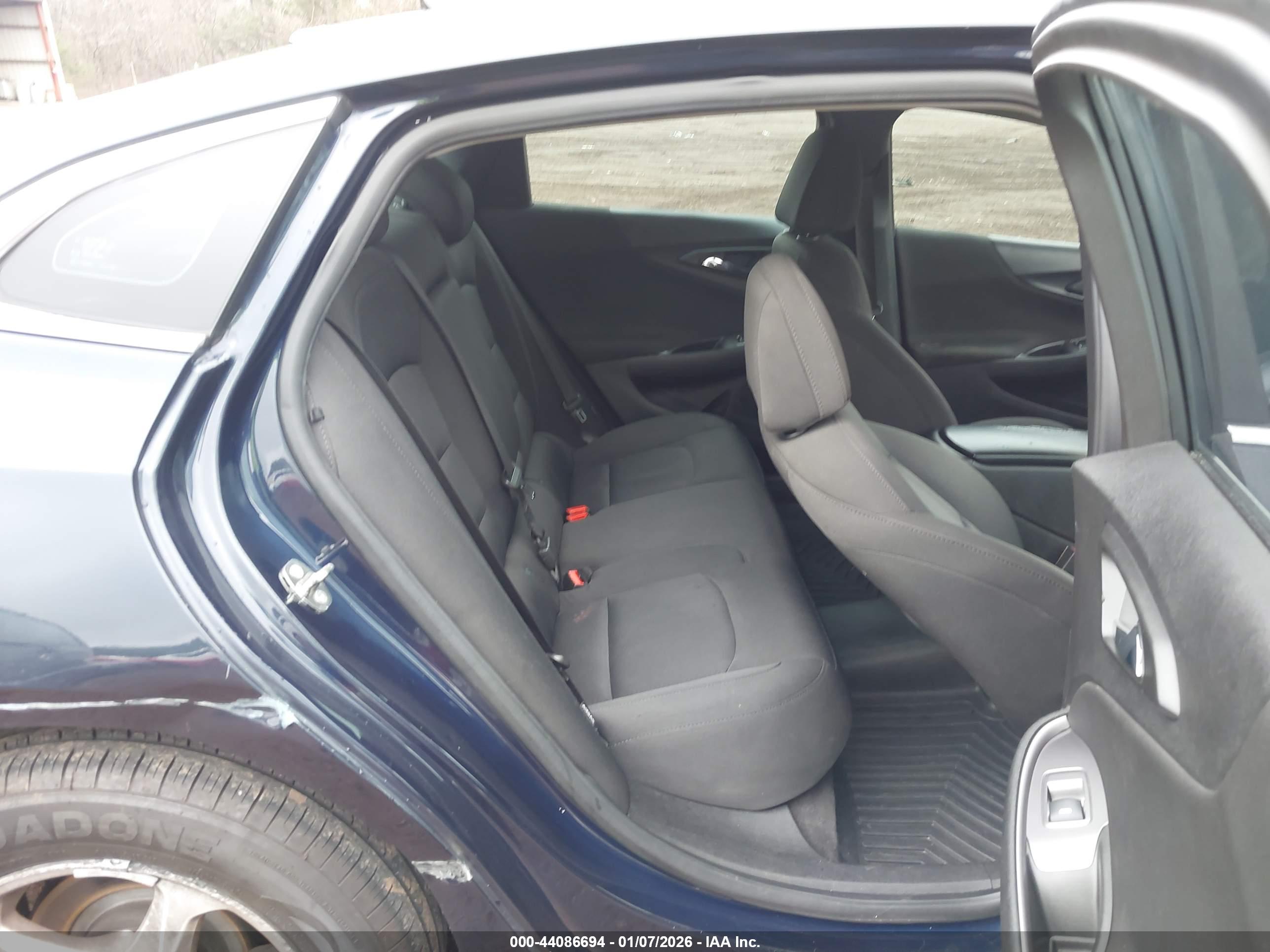 CHEVROLET MALIBU image 8