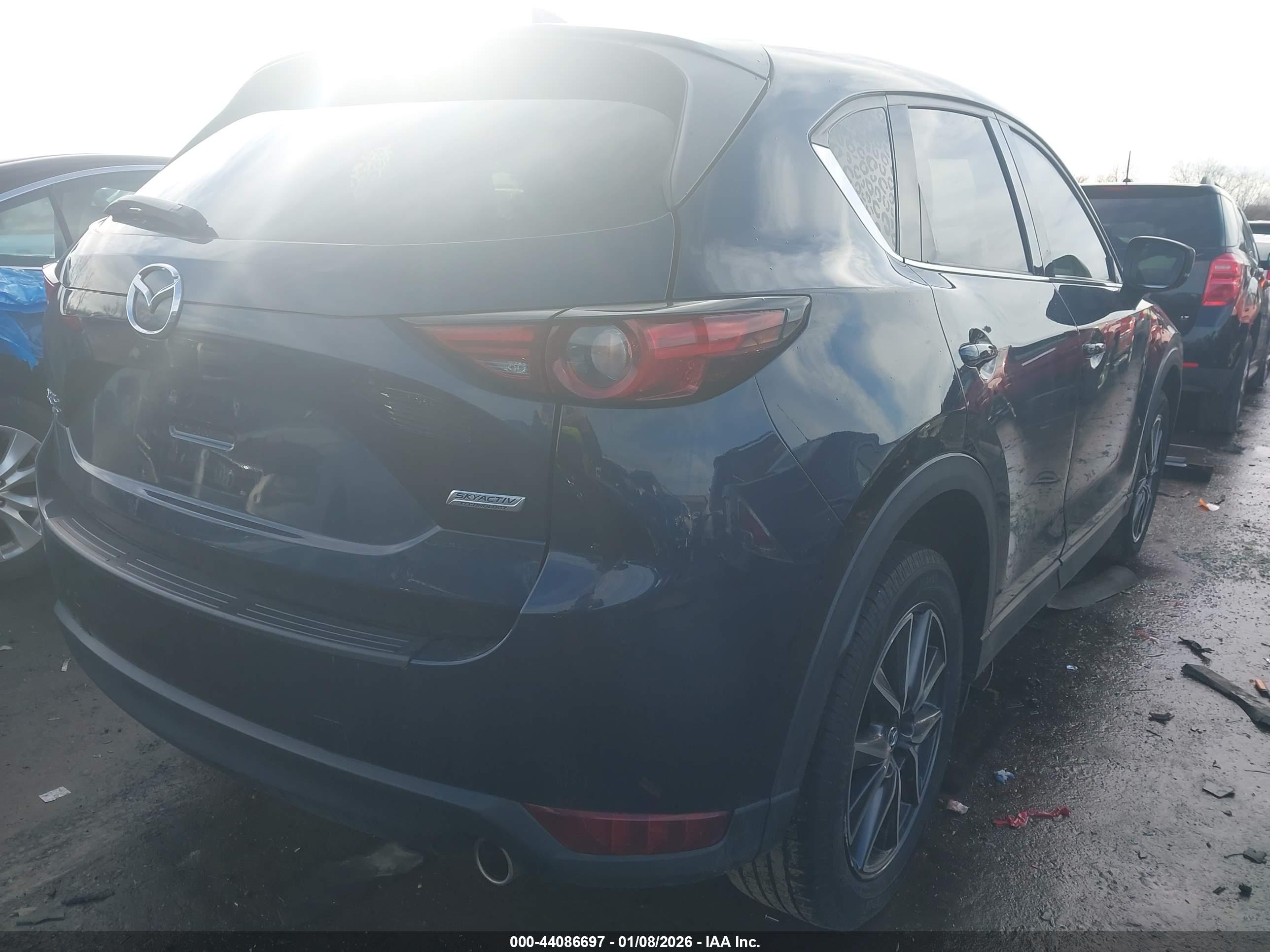 MAZDA CX-5 image 4