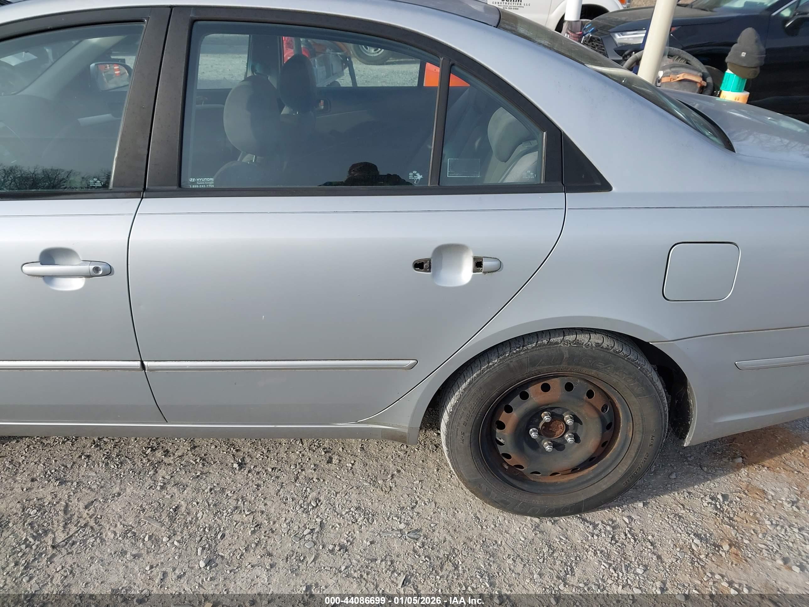 HYUNDAI SONATA image 6