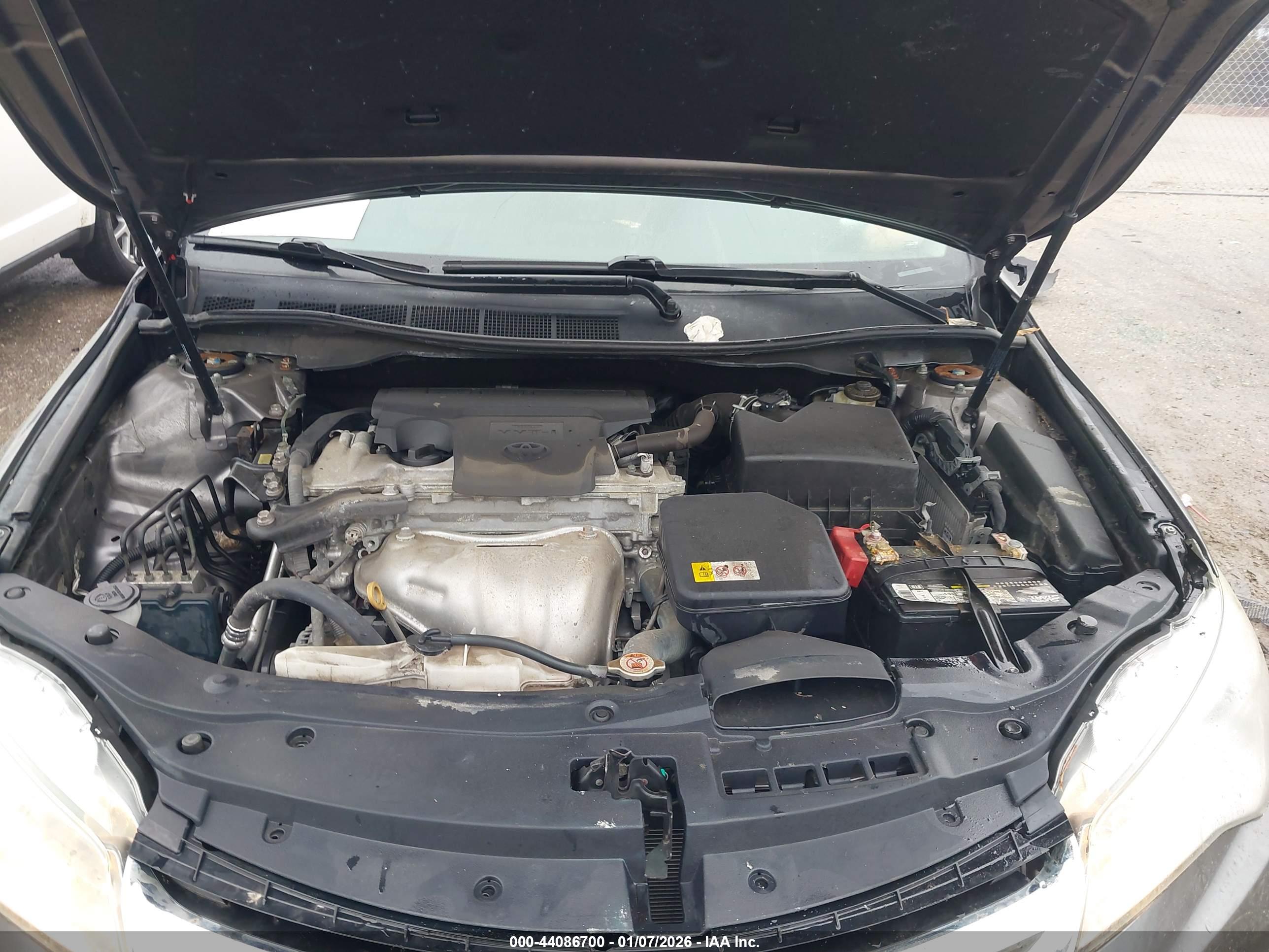 TOYOTA CAMRY image 10