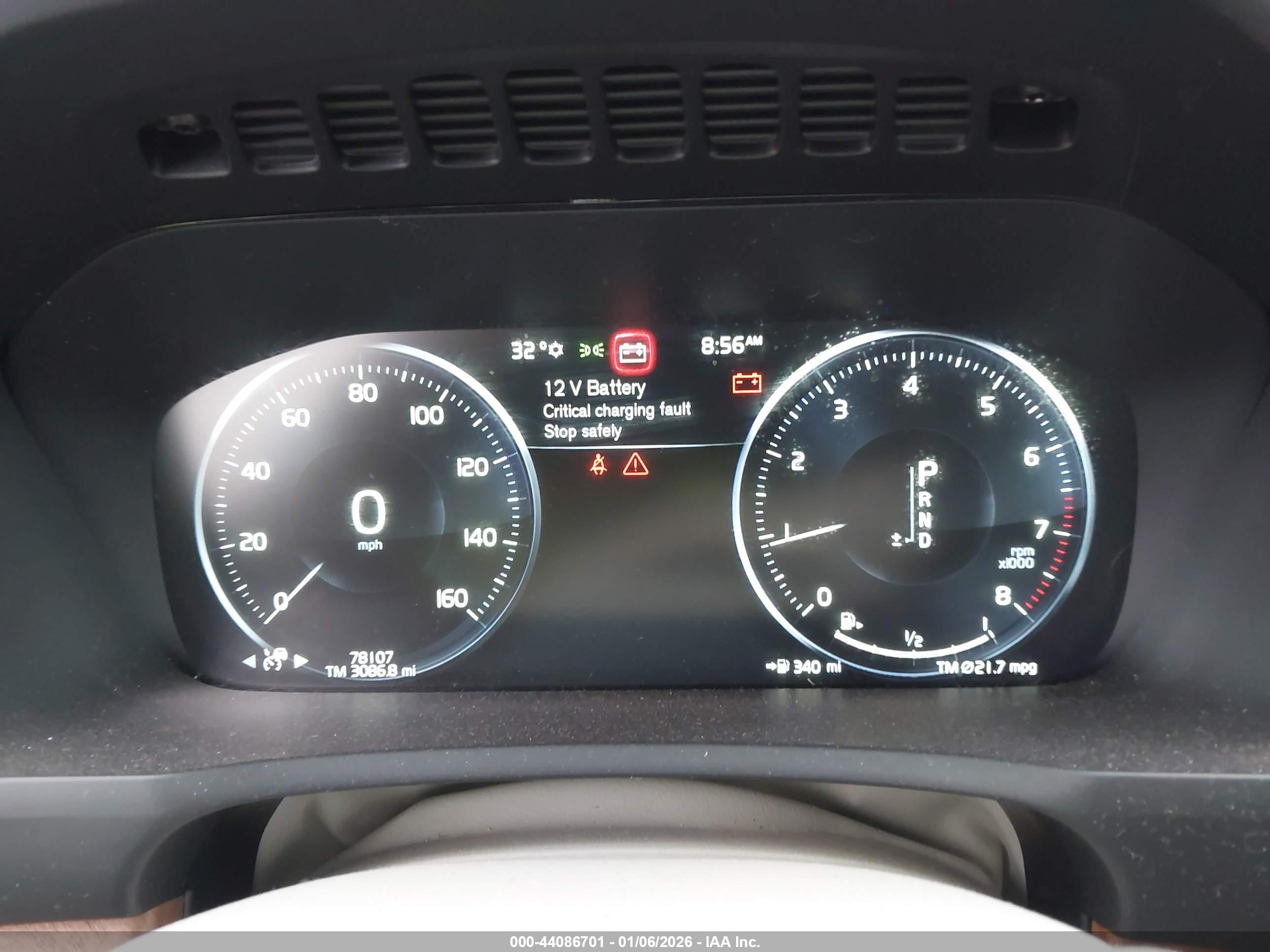 VOLVO XC90 image 7
