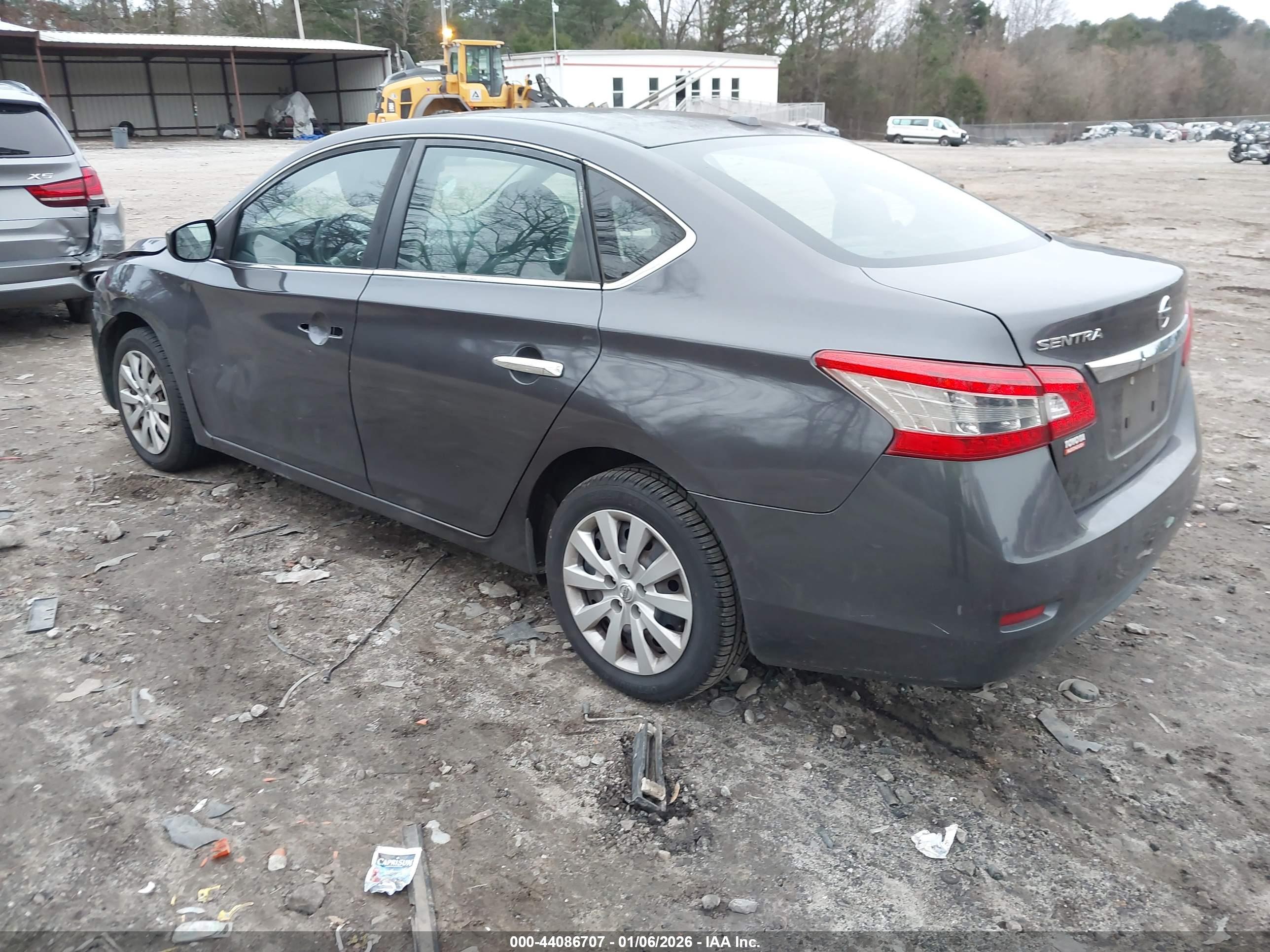 NISSAN SENTRA image 3