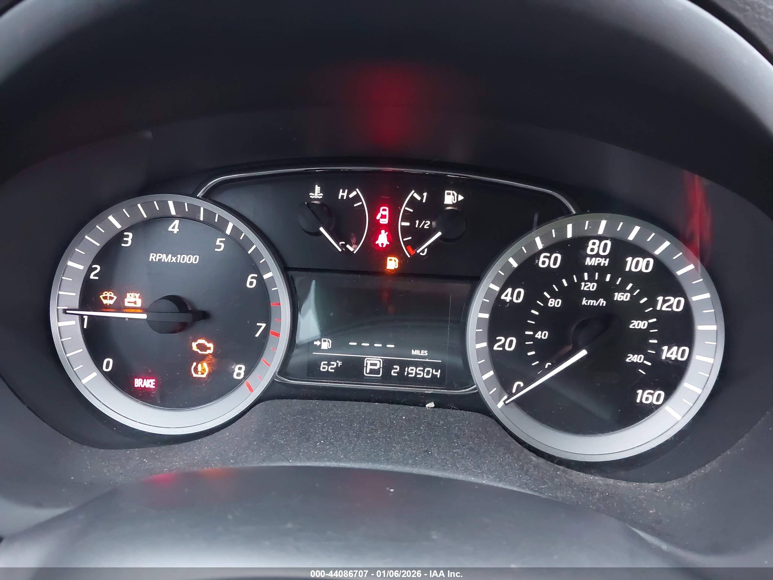 NISSAN SENTRA image 7