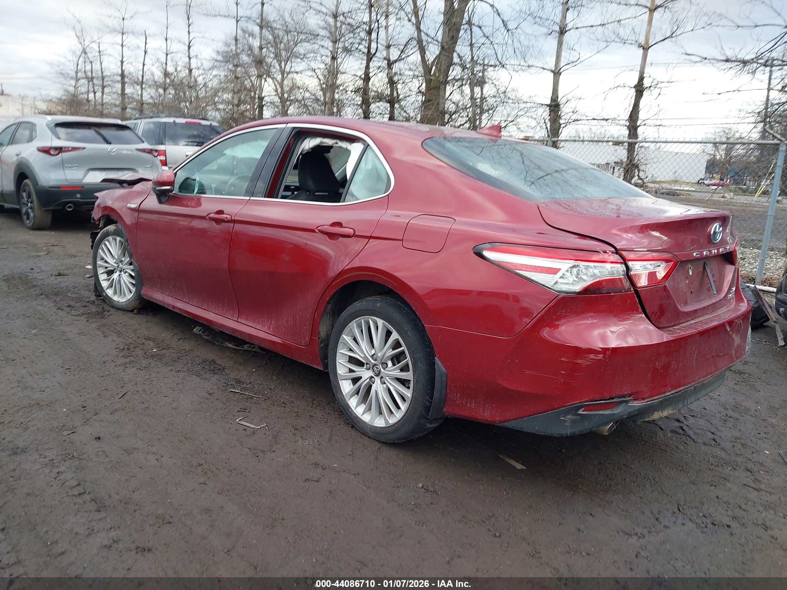 TOYOTA CAMRY image 3