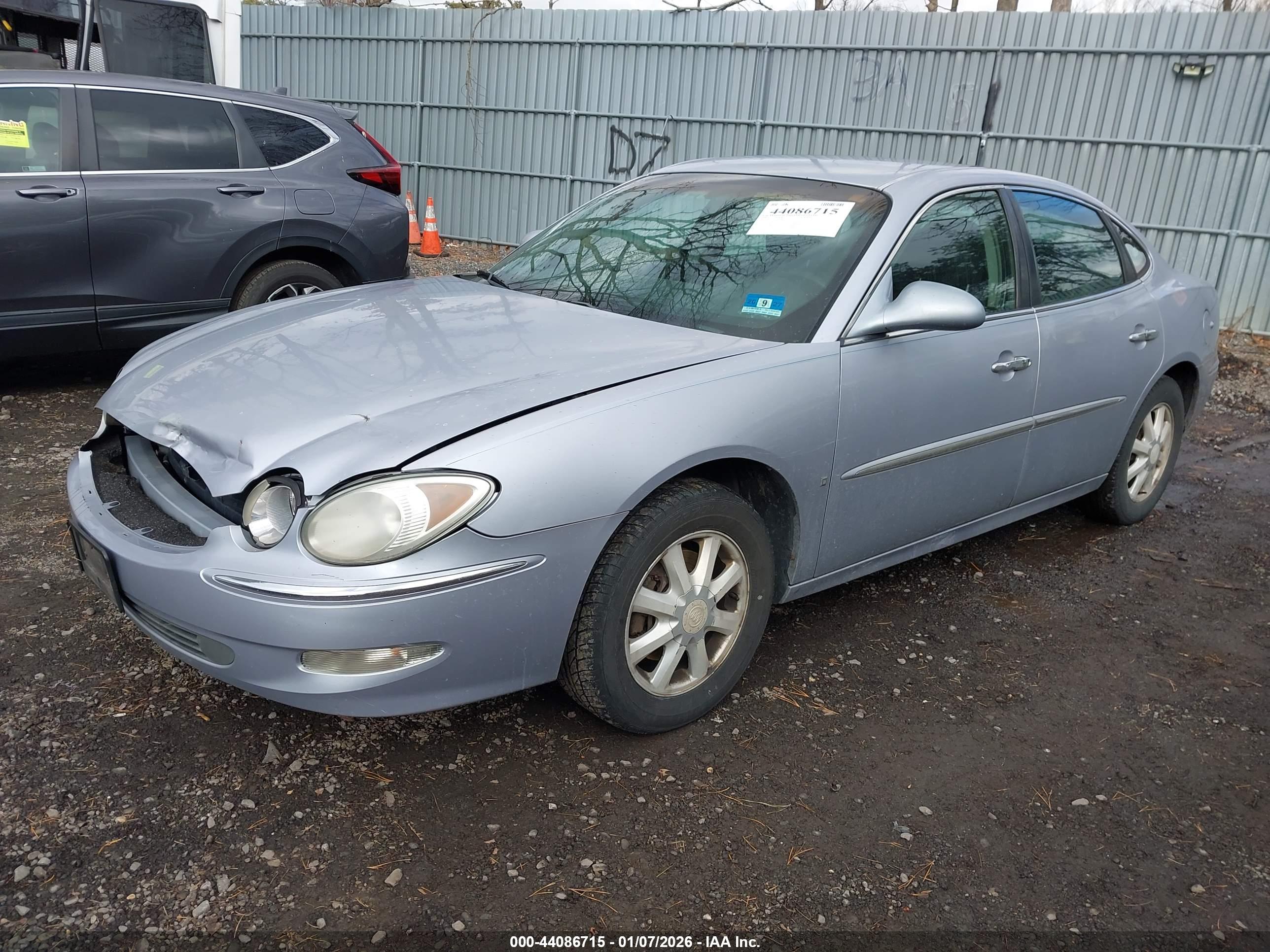 BUICK LACROSSE image 2