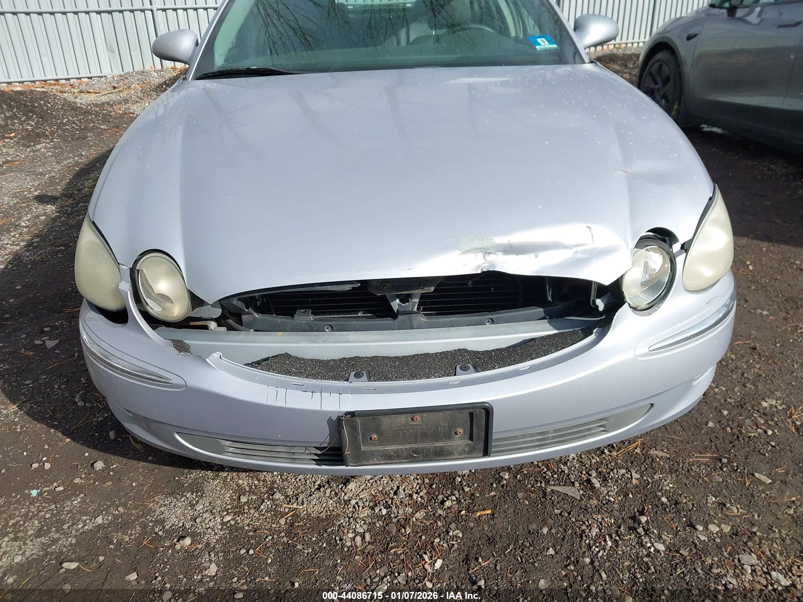 BUICK LACROSSE image 6