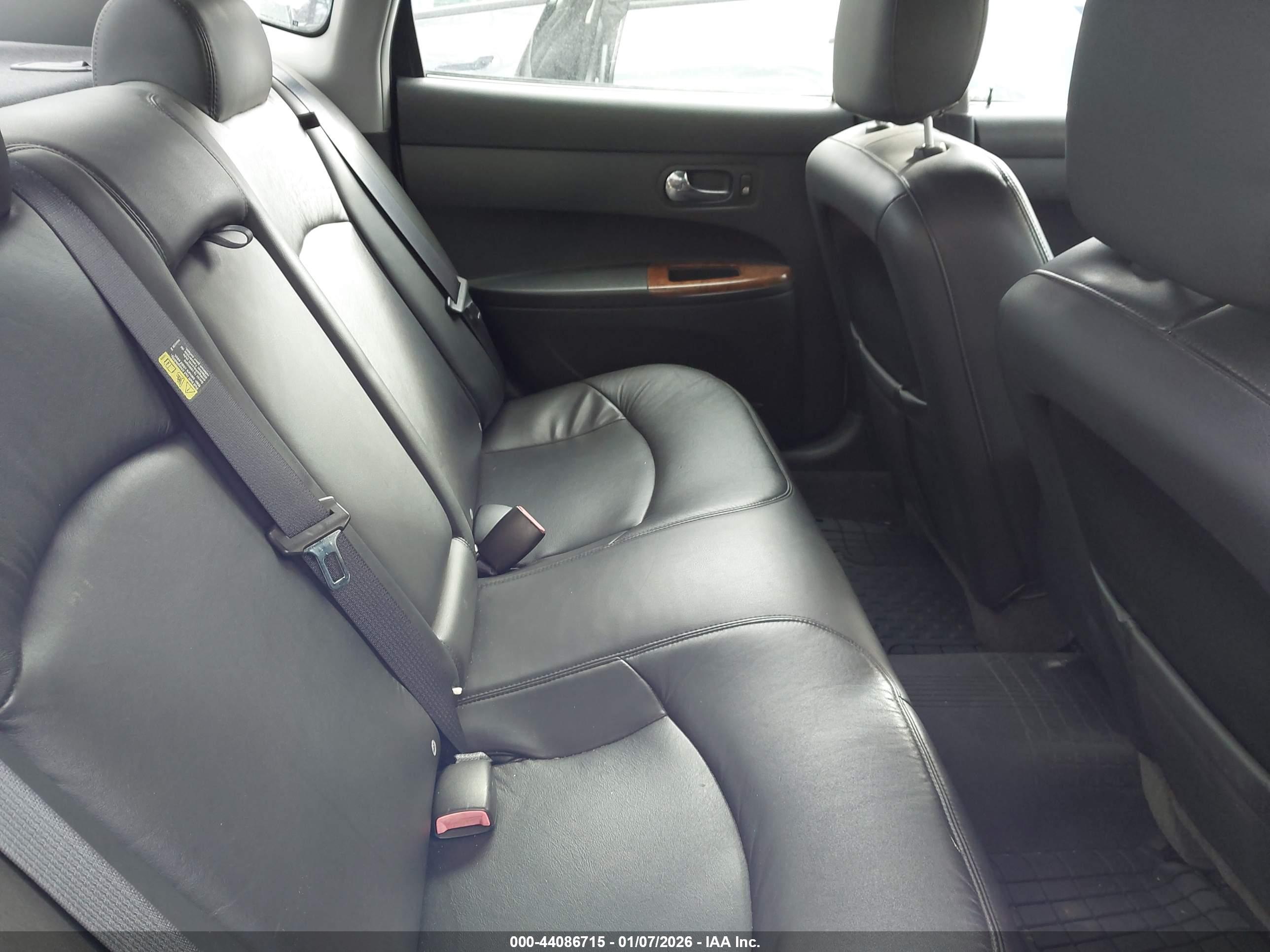 BUICK LACROSSE image 8
